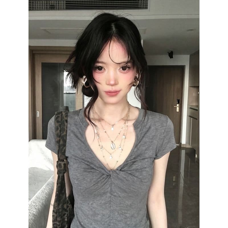 원본 원단 것 회색 V넥 비틀림 긍정적 인 어깨 반팔 티셔츠 여성 여름 핫걸 작은 맨위 이미지 5