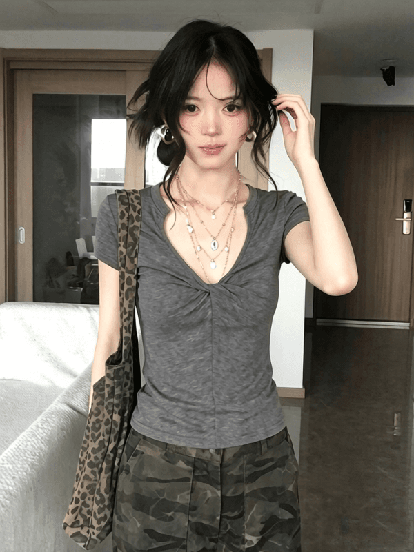 원본 원단 것 회색 V넥 비틀림 긍정적 인 어깨 반팔 티셔츠 여성 여름 핫걸 작은 맨위 상세 이미지 4
