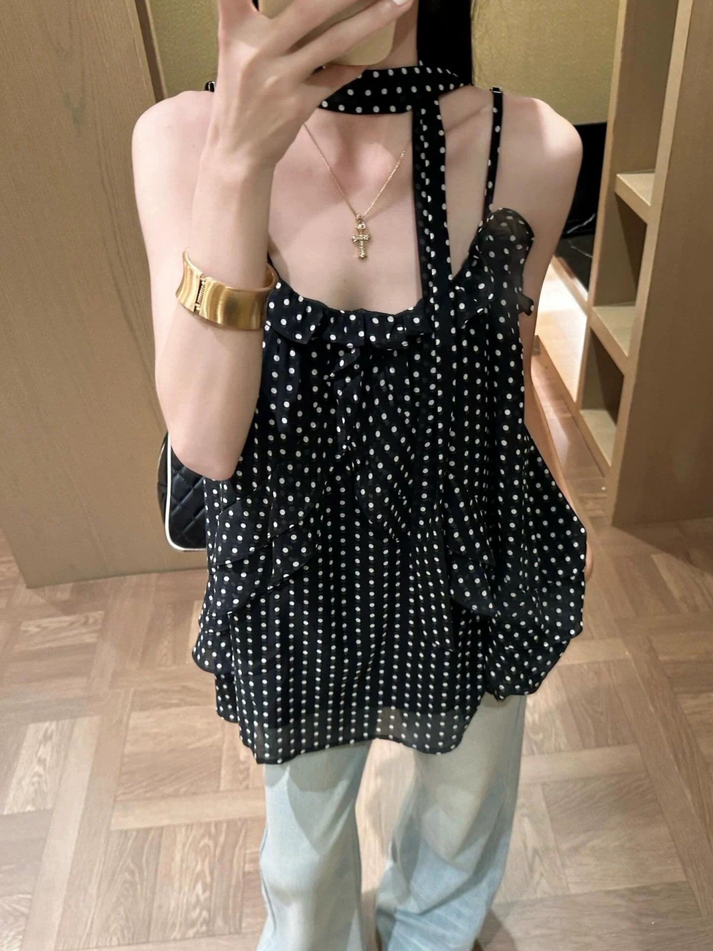 아메리칸 핫걸 도트 무늬 프릴 캐미솔 여름 외출용 경기 행침 목 레이스업 한 부서 쉬폰 루즈핏 맨위 이미지 4
