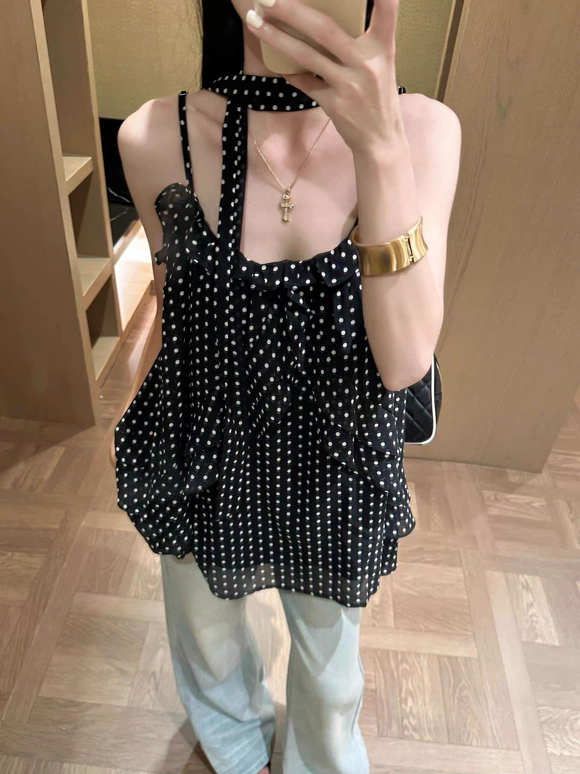 아메리칸 핫걸 도트 무늬 프릴 캐미솔 여름 외출용 경기 행침 목 레이스업 한 부서 쉬폰 루즈핏 맨위 상세 이미지 6