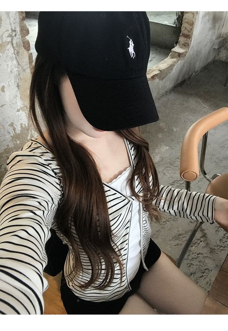 주간 실크 리브 흰색 배경 블랙 스트라이프 페이크 레이어드 긴팔 티셔츠 여성 가을 몸매 가꾸기 슬림해 보이는 쇼트 스타일 맨위 상세 이미지 7