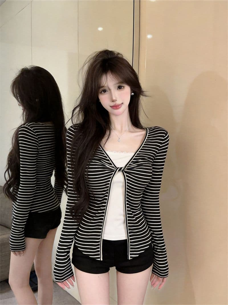 원본 품질 한 부서 핫걸 스트라이프 비틀림 V넥 페이크 레이어드 쇼트 스타일 긴팔 얇은 스타일 외부 가져 가라. 작은 셔츠 상세 이미지 21