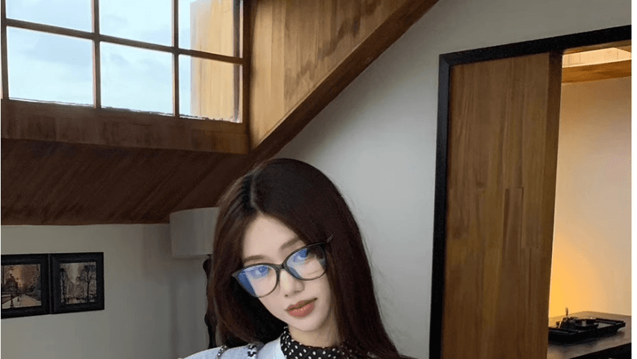 작은 샤넬 스타일 트위드 쇼트 스타일 긴팔 여성 코트 가을 새로운 명문 여성 품격 디자인 센스 작은 대중 Chic 맨위 상세 이미지 2
