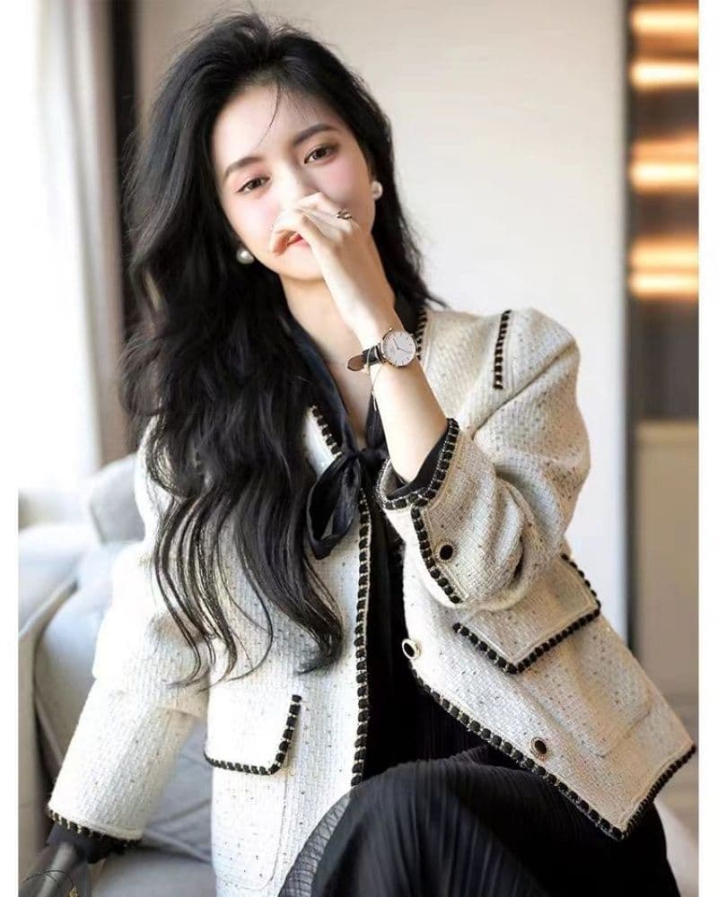 명문 여성 요정 가스 2026 봄 새로운 샤오시엔 명문 여성 바람 품격 우아함 스팽글 짧은 외투 미니멀리즘 패션 이미지 3
