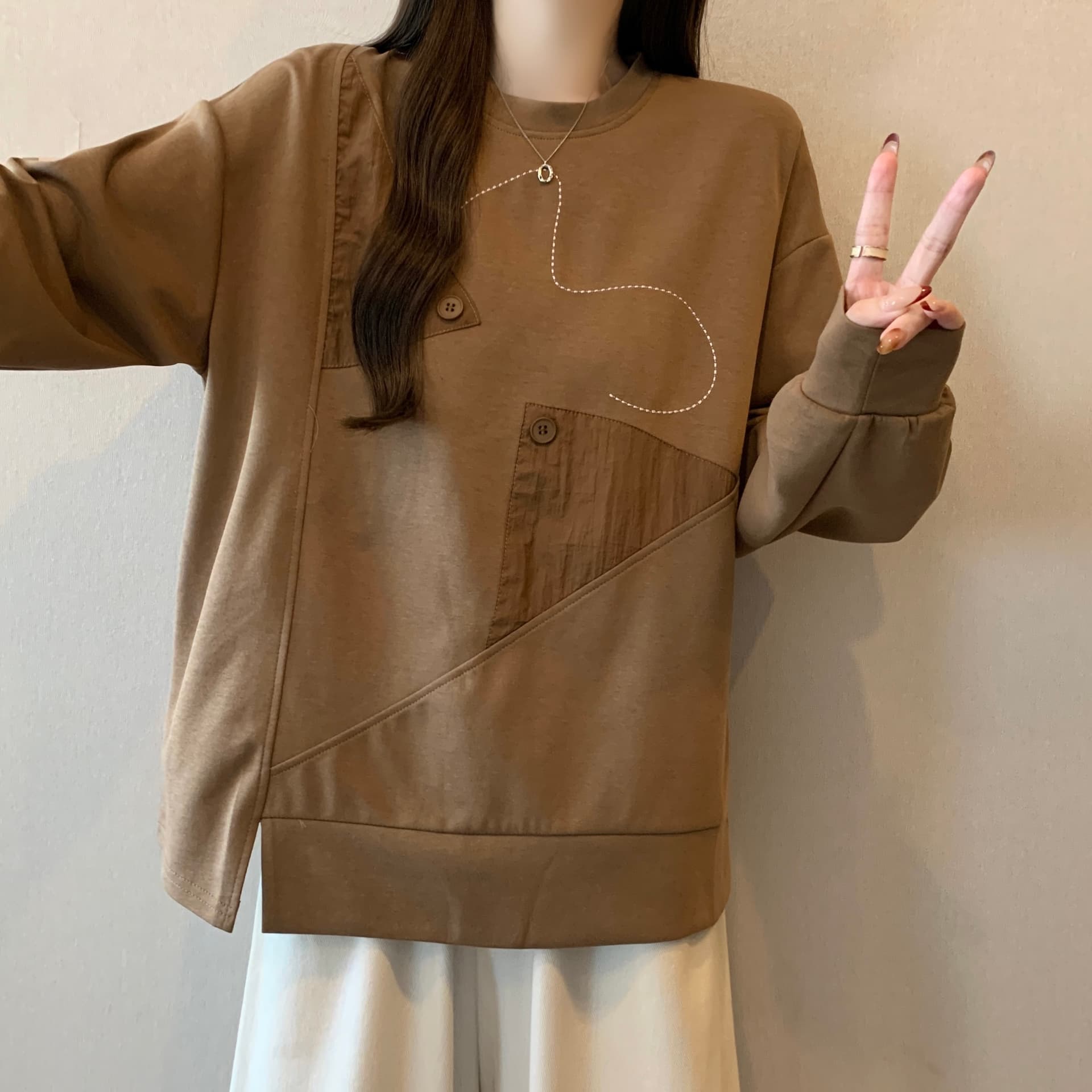 실사 빅 사이즈 여성 의류 통통한 여동생 보존 섹션 패션 밑단 불규칙 루즈핏 표지 배 긴팔 후드티 여성 상세 이미지 5