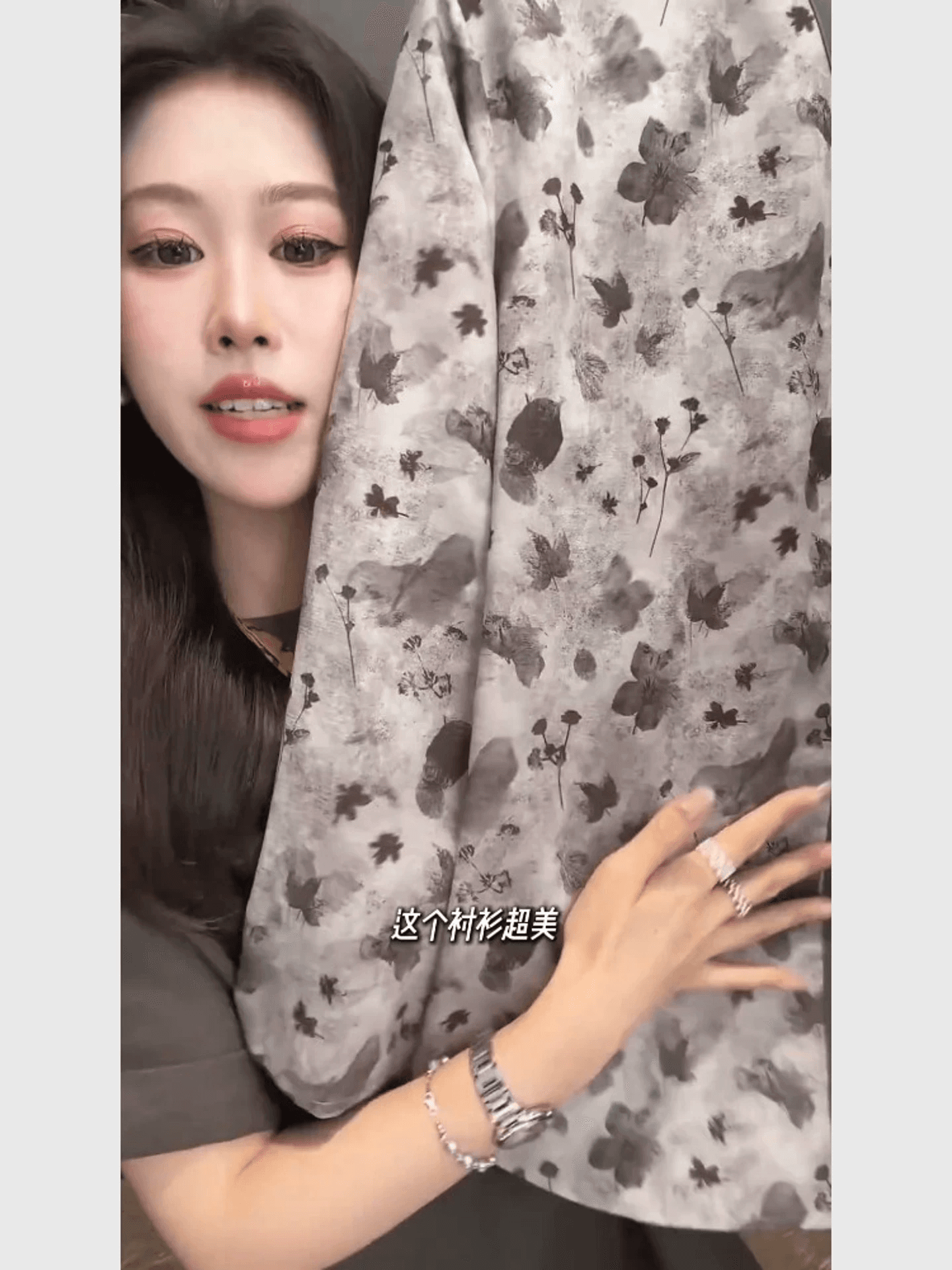 밝은 회색 색상 수묵화 헤일로 염색 프린트 한푸 여성 2026 새로운 새로운 국풍 새로운 중식 맨위 레이스업 루즈핏 셔츠 상세 이미지 1