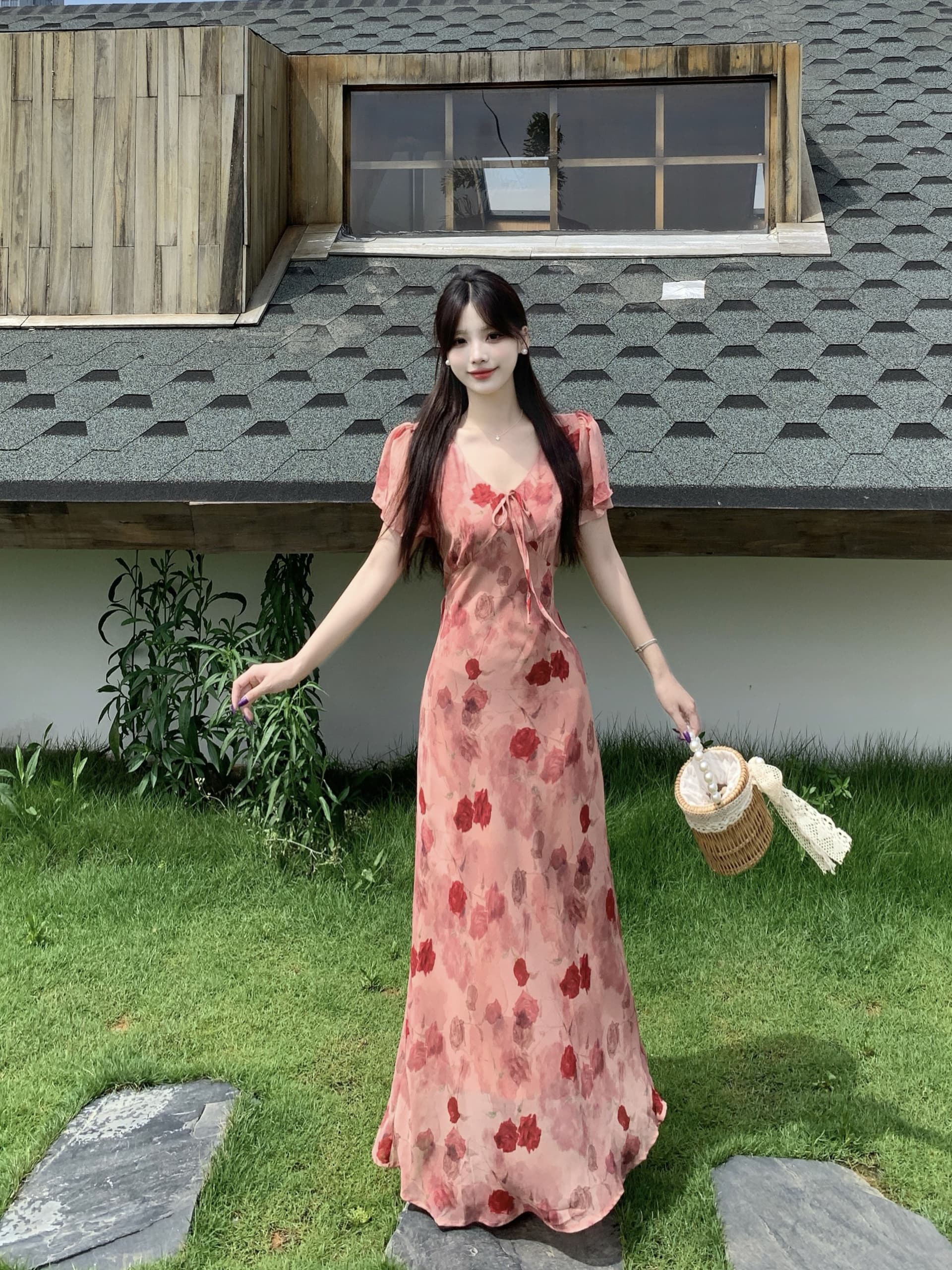 실사 프랑스식 핑크색 장미 꽃무늬 드레스 여름 슈퍼 잘 생긴 V넥 휴가 슬림해 보이는 드레스 이미지 4