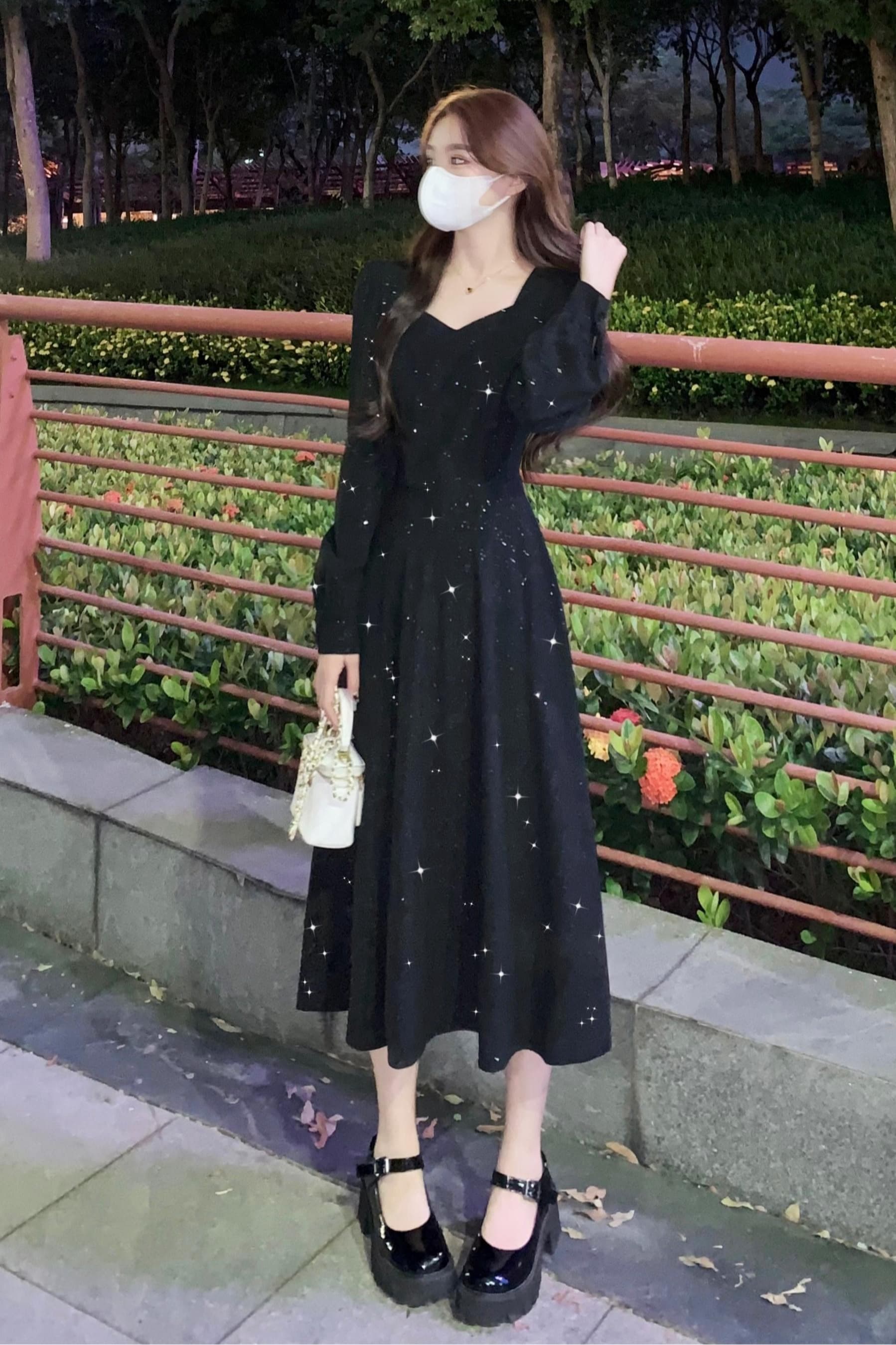 실사 레트로 부드러운 바람 좋은 훈련 반짝임 드레스 디자인 센스 몸매 가꾸기 슬림해 보이는 품격 중간 길이 스커트 이미지 6