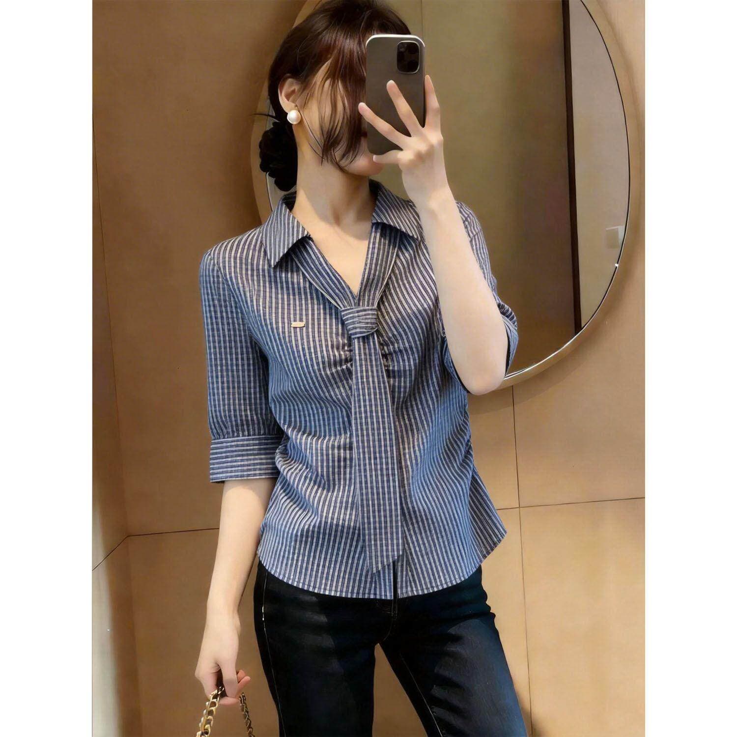 패션 디자인 센스 폴로 칼라 레이스업 스트라이프 여성 셔츠 여름 빅 사이즈 지방 mm 빛 요리 한 다용도 품격 슬림해 보이는 셔츠 상세 이미지 3