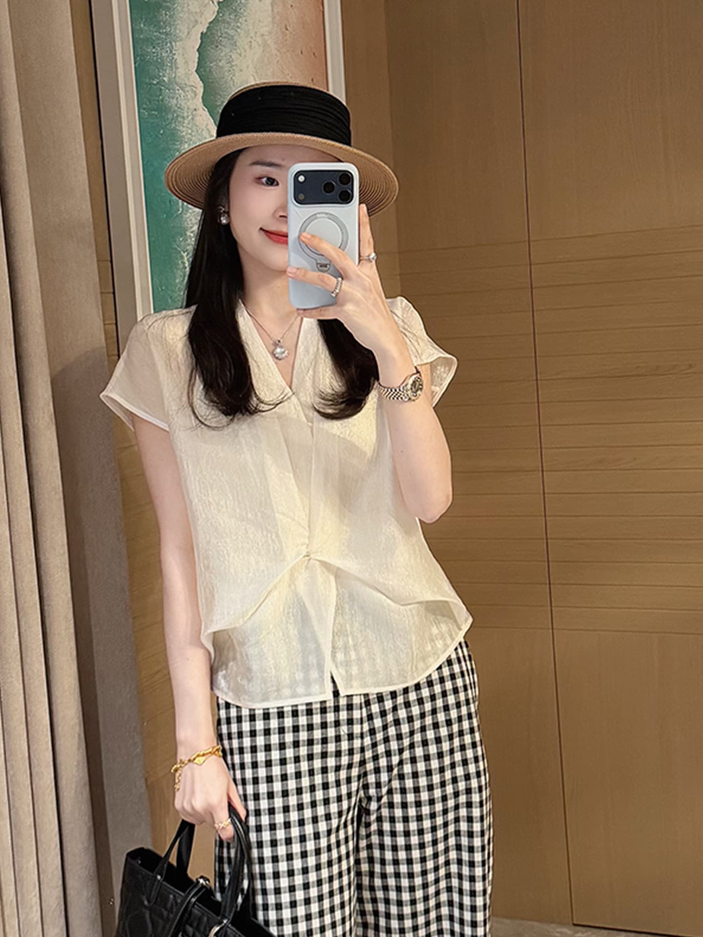 멩 자매 의류 여름 루 체 빛 아세트산 작은 셔츠 여성 26 여름 새로운 V넥 비틀림 품격 슬림해 보이는 맨위 이미지 4