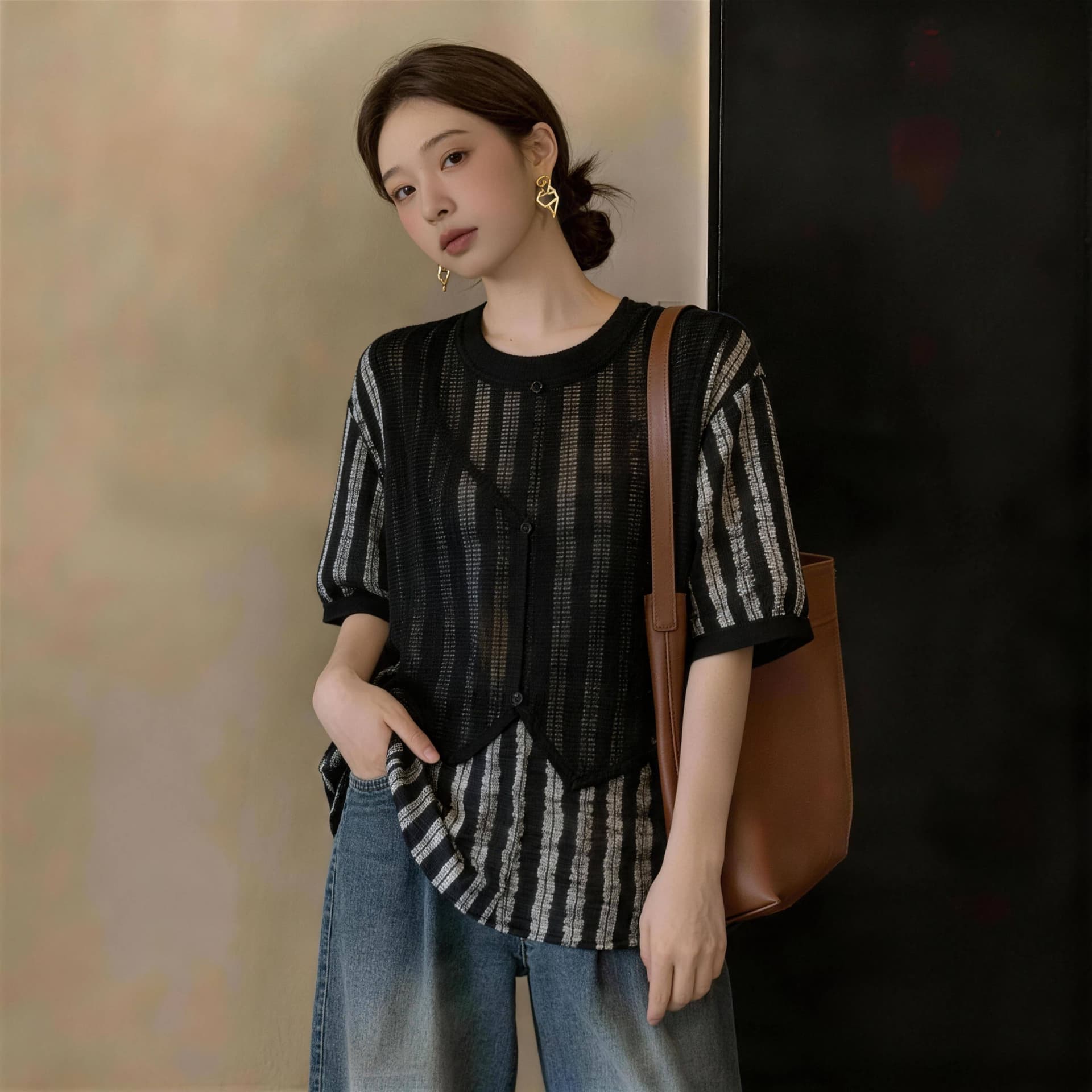 디자인 센스 망사 패치워크 세로 줄무늬 페이크 레이어드 여성 셔츠 여름 빅 사이즈 지방 mm 품격 레트로 슬림해 보이는 맨위 상세 이미지 3