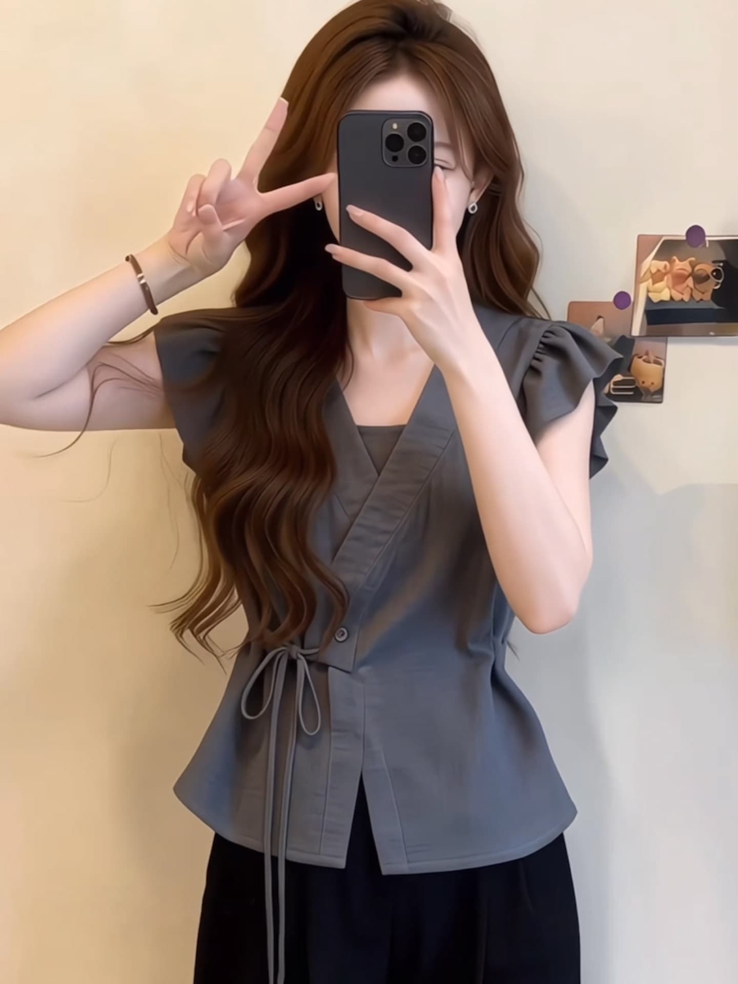 프랑스식 회색 V넥 반팔 여성 셔츠 여름 디자인 센스 프릴 허리 수축 레이스업 품격 연령 감소 작은 셔츠 맨위