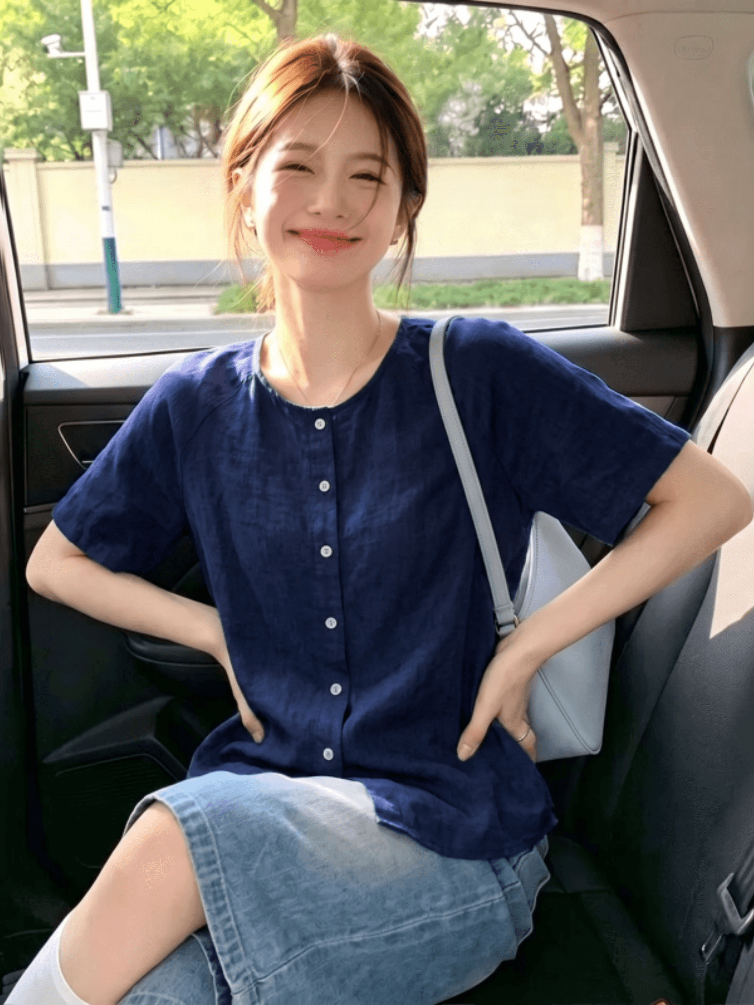 고급 센스 황색 라미 반팔 여성 셔츠 2026 새로운 여름 빅 사이즈 지방 mm 슬림해 보이는 긍정적 인 어깨 작은 셔츠 맨위 이미지 2