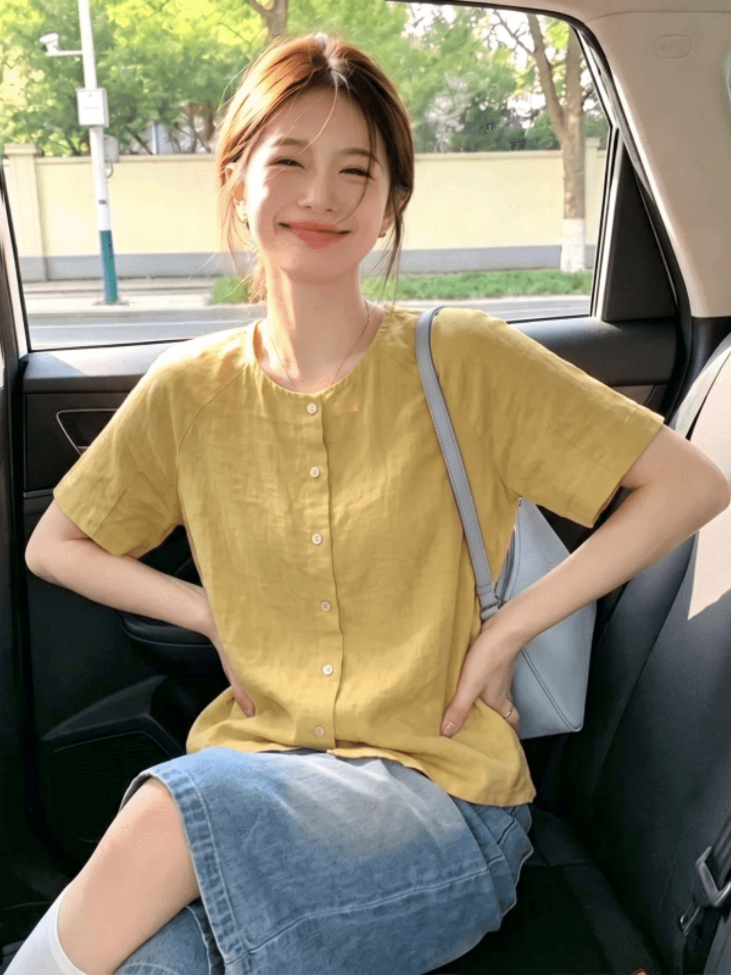 고급 센스 황색 라미 반팔 여성 셔츠 2026 새로운 여름 빅 사이즈 지방 mm 슬림해 보이는 긍정적 인 어깨 작은 셔츠 맨위 상세 이미지 1