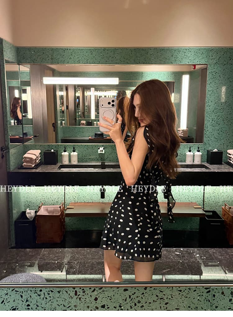 검은 콩 흠 부드러운 전체 프랑스식 흑인과 백인 도트 무늬 프릴 드레스 민소매 허리 수축 휴가 치마 미니 스커트 상세 이미지 15