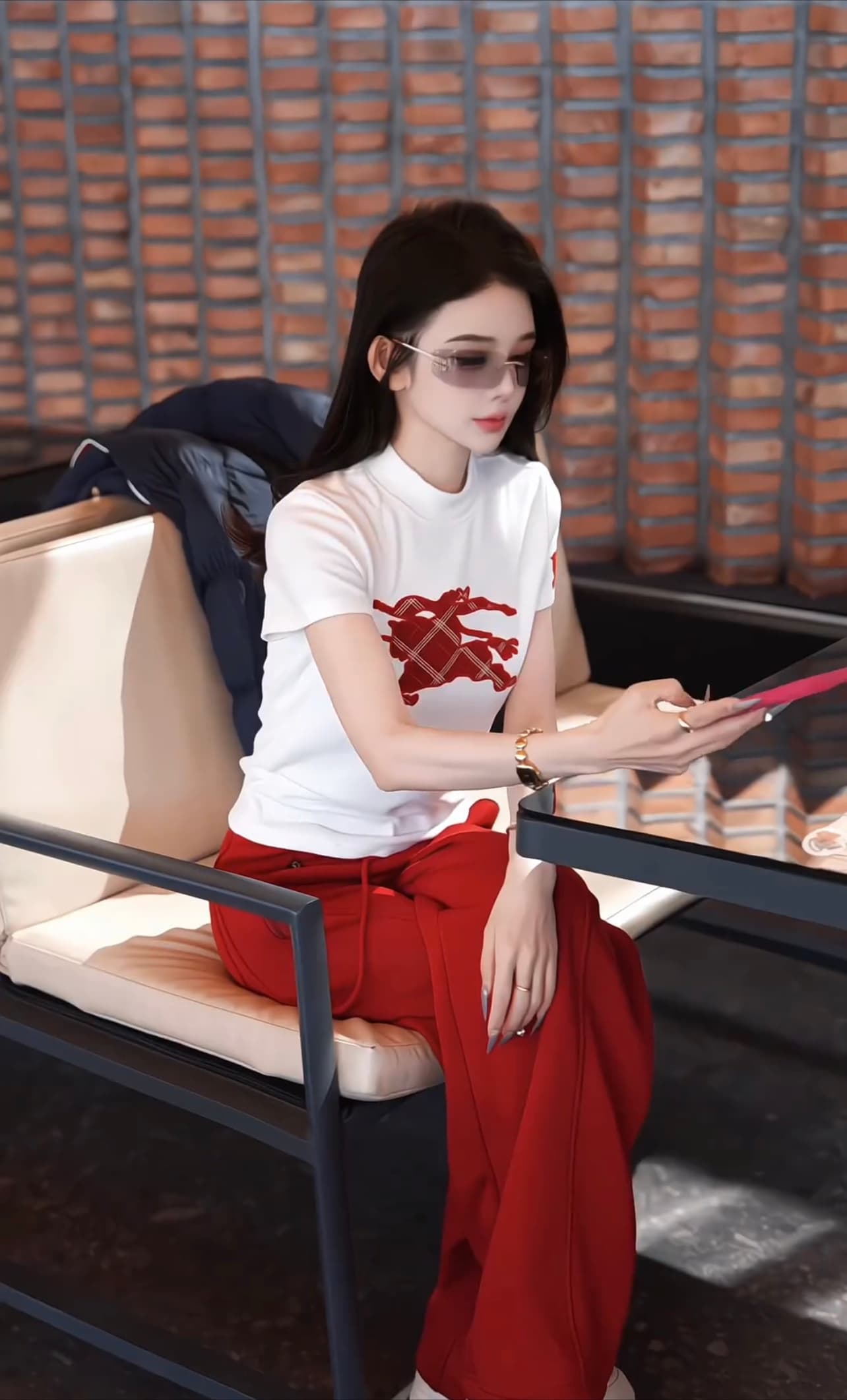 장난 치는 말 2026 새로운 디자인 센스 무거운 작업 자수 기초 섹션 단색 반팔 티셔츠 상세 이미지 5