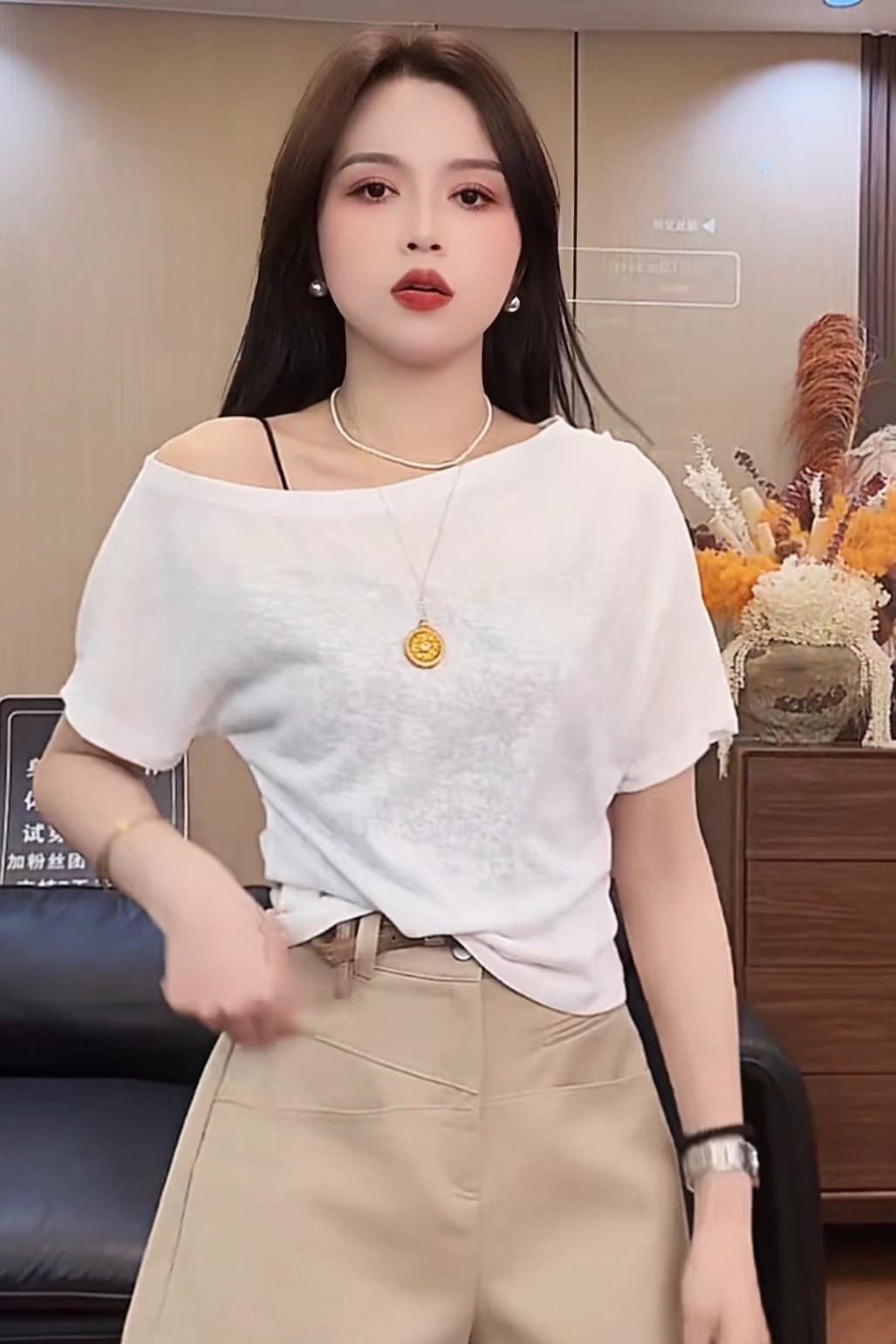 부드러운 찹쌀 한 단어 1984 여름 비스듬한 칼라 오프숄더 품격 슬림해 보이는 다용도 작은 맨위 이미지 7
