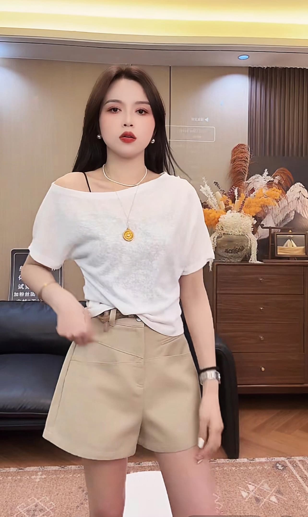 부드러운 찹쌀 한 단어 1984 여름 비스듬한 칼라 오프숄더 품격 슬림해 보이는 다용도 작은 맨위 상세 이미지 10