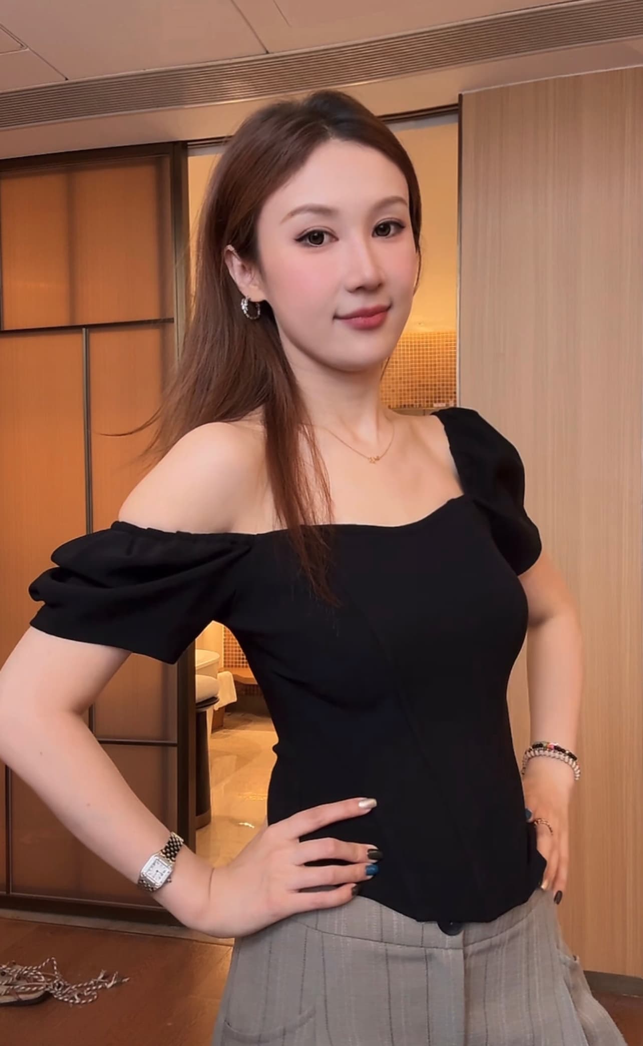 2026 여름 오리지널 고급 센스 슬림해 보이는 생선뼈 통기성 맨위 상세 이미지 7