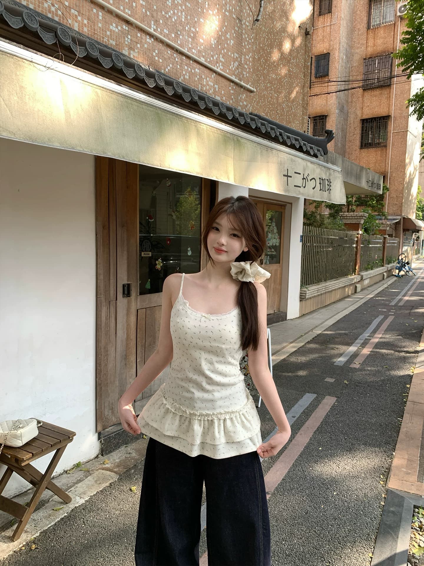 송 긍정적 인 En 살구 바닥 꽃무늬 이중층 프릴 레이스 캐미솔 여름 한 부서 슈퍼 잘 생긴 몸매 가꾸기 맨위