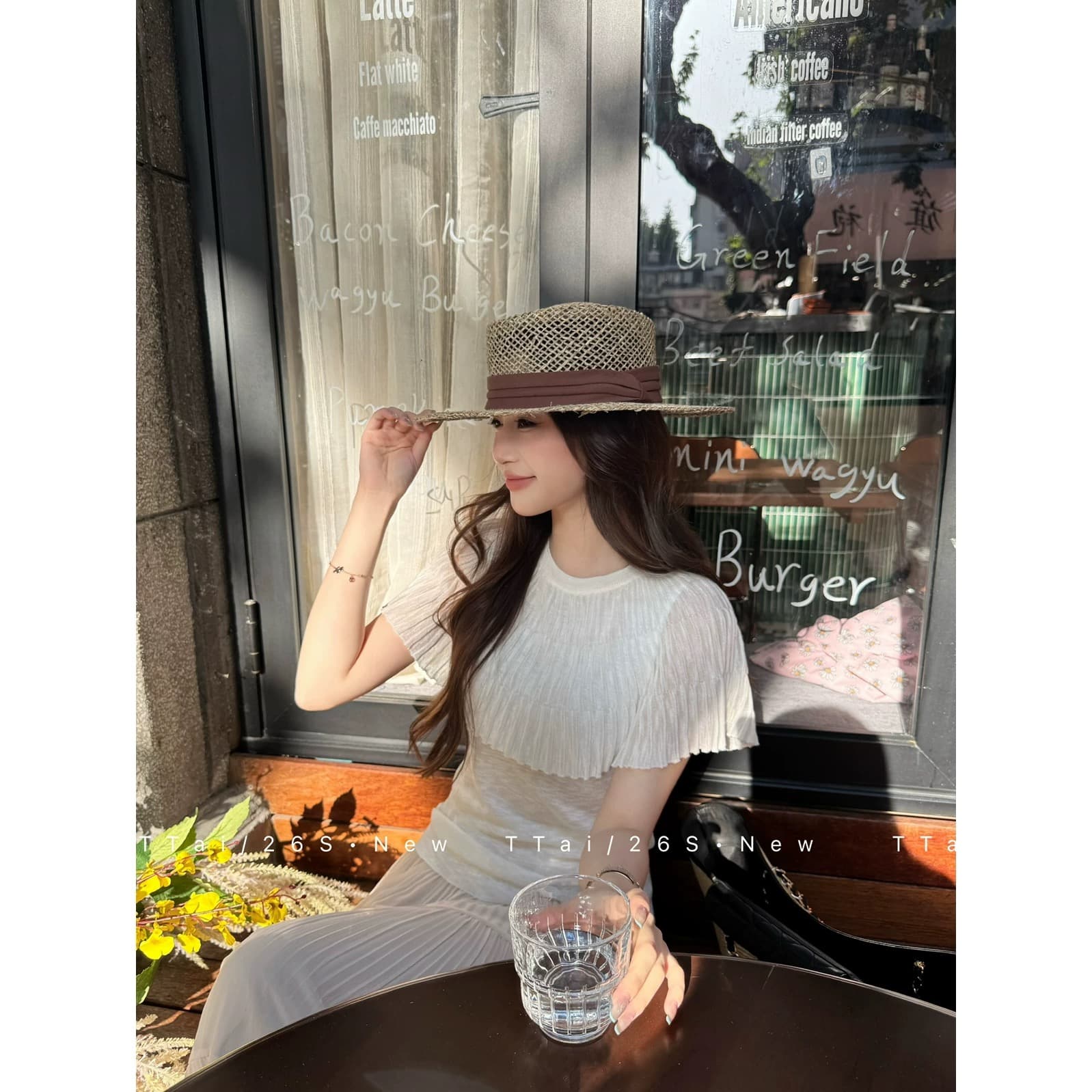 페이크 레이어드 프릴 바늘 티셔츠 여성 미니멀리즘 패션 디자인 센스 몸매 가꾸기 슬림해 보이는 맨위 여성 상세 이미지 5