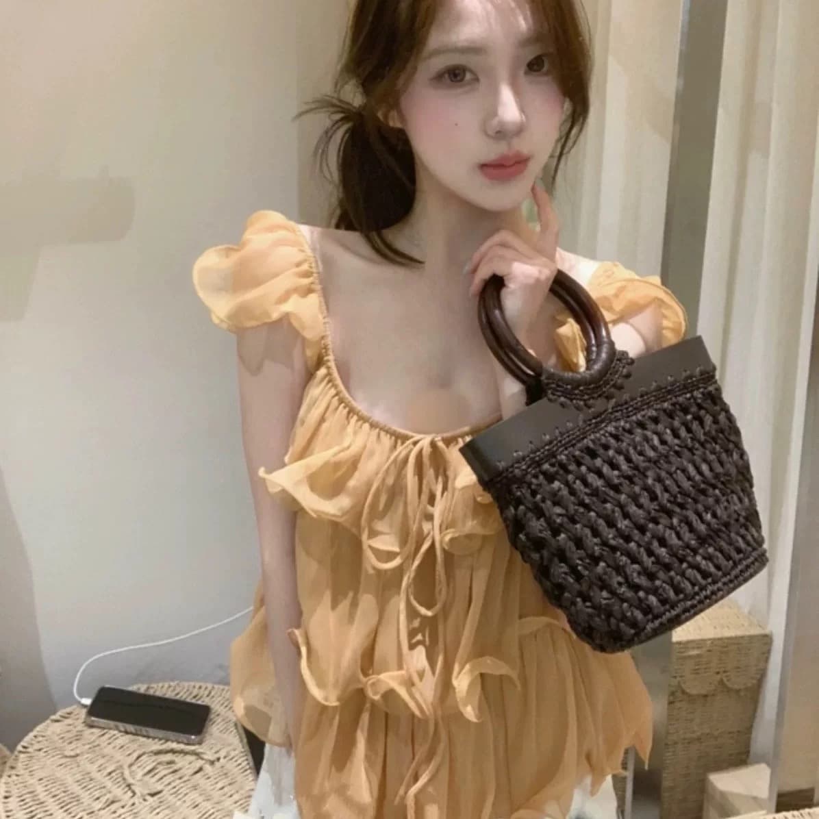 보라색 프릴 레이스업 V넥 작은 날다 소매 여성 셔츠 여름 한 부서 부드러운 바람 달콤함 루즈핏 슬림해 보이는 맨위 이미지 2