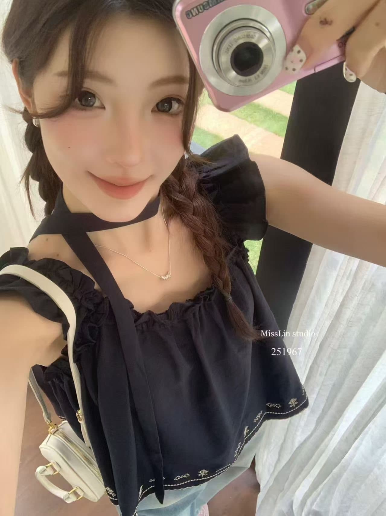 2026 여름 새로운 달콤함 레트로 자수 프릴 라운드 넥 리본 여성 셔츠 다용도 루즈핏 민소매 맨위 상세 이미지 10