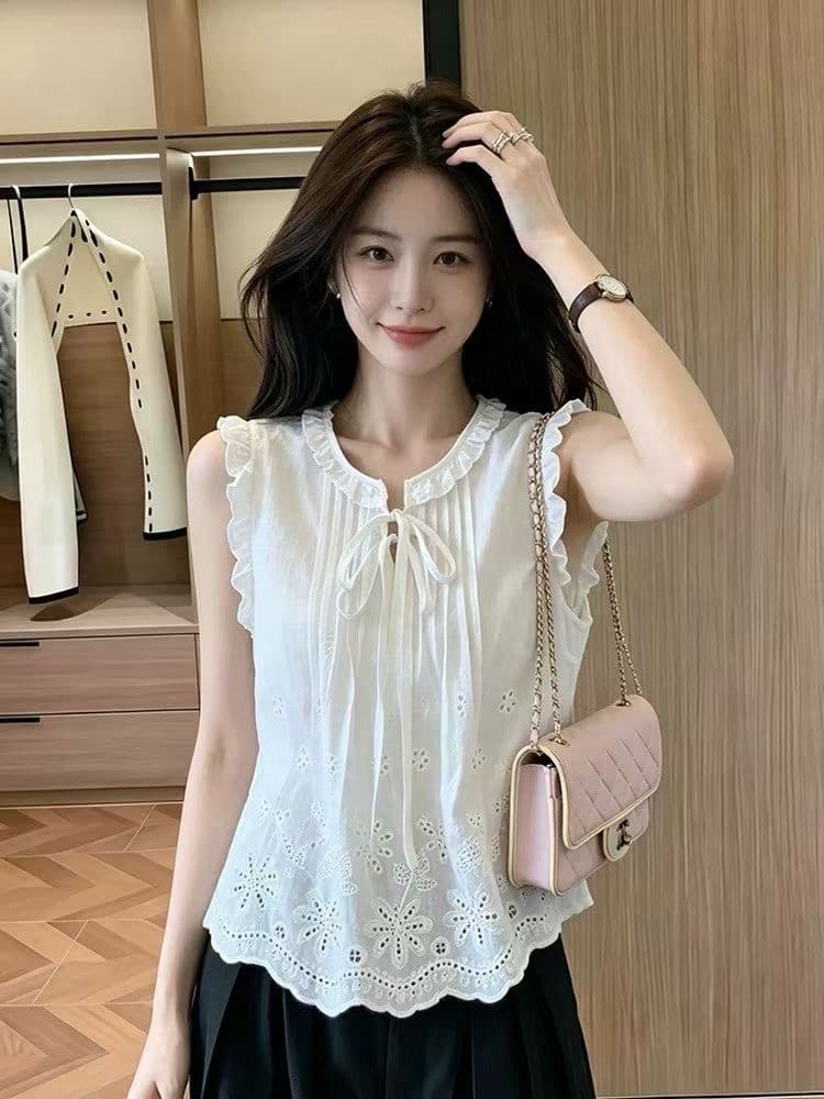 아름다운 목이버섯 레이스 홀로우 아웃 자수 여성 셔츠 여름 고급 센스 작은 날다 소매 몸매 가꾸기 다용도 맨위 이미지 2