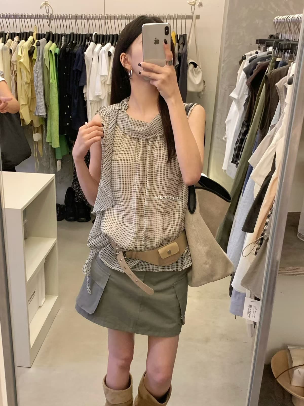 한 부서 레트로 체크무늬 흔들다 칼라 민소매 조끼 2026 년 여름 품격 다용도 작은 대중 디자인 센스 맨위 이미지 3
