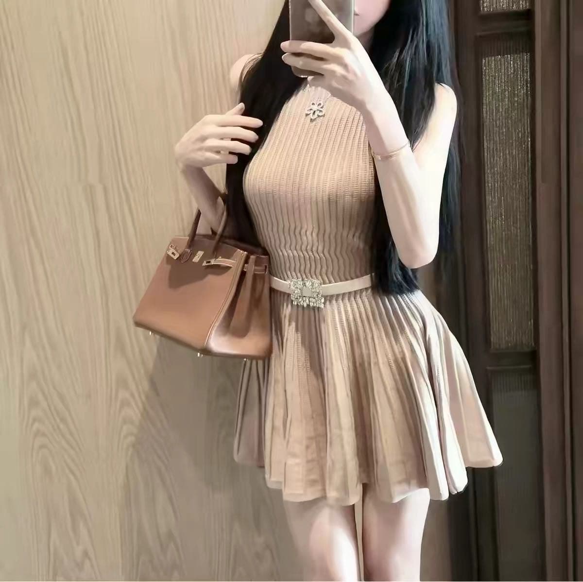 프랑스식 미니멀리즘 명문 여성 품격 플리츠 니트 여성 드레스 여름 섹션 스와로브스키 벨트 허리 수축 작은 키 민소매 치마 이미지 2