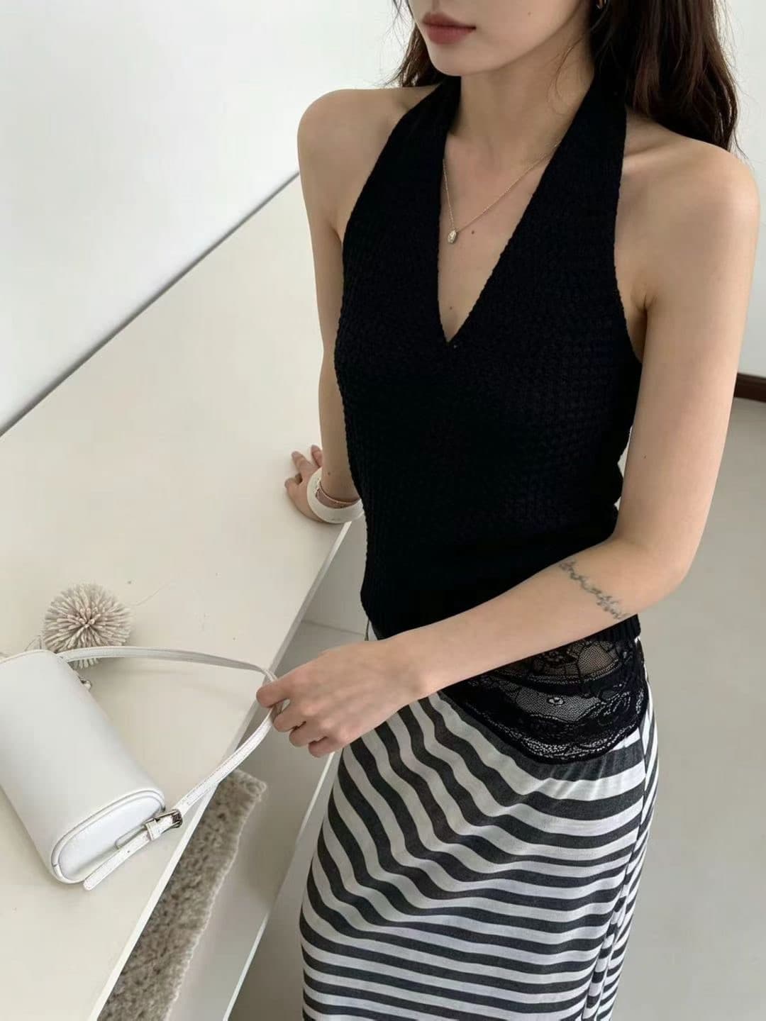 한국 스타일 순수한 욕망 바람 V넥 행침 목 니트 조끼 여성 여름 새로운 몸매 가꾸기 슬림해 보이는 외출용 민소매 쇼트 스타일 맨위 상세 이미지 10