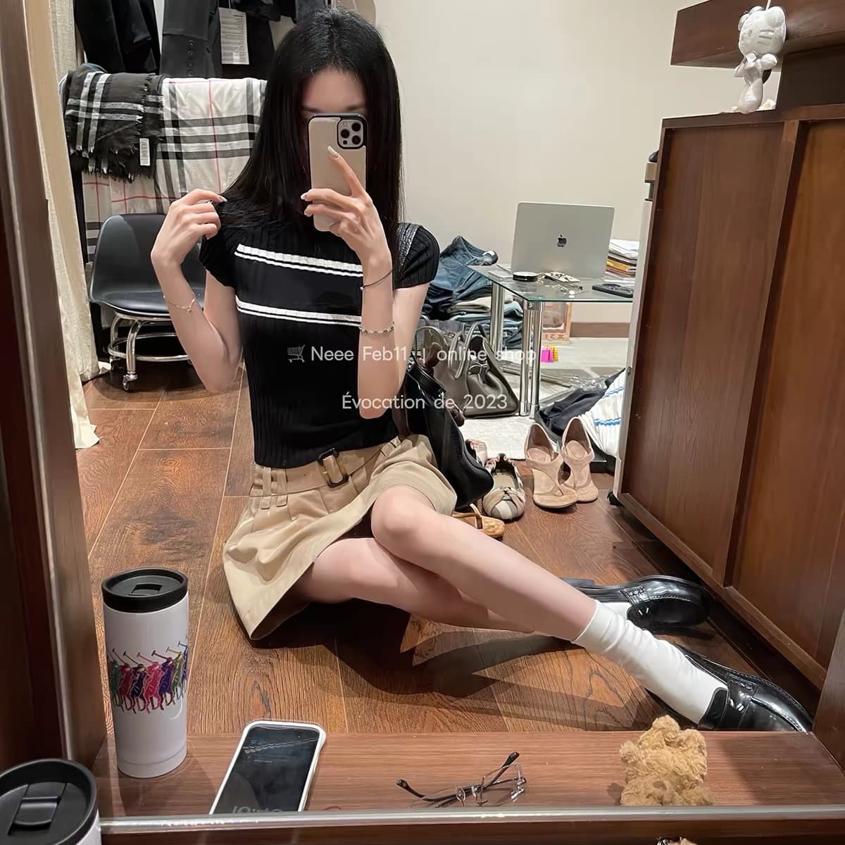 2026 여름 드레스 새로운 프랑스식 홀로우 아웃 니트 캐미솔 백리스 몸매 가꾸기 연령 감소 민소매 맨위 상세 이미지 4