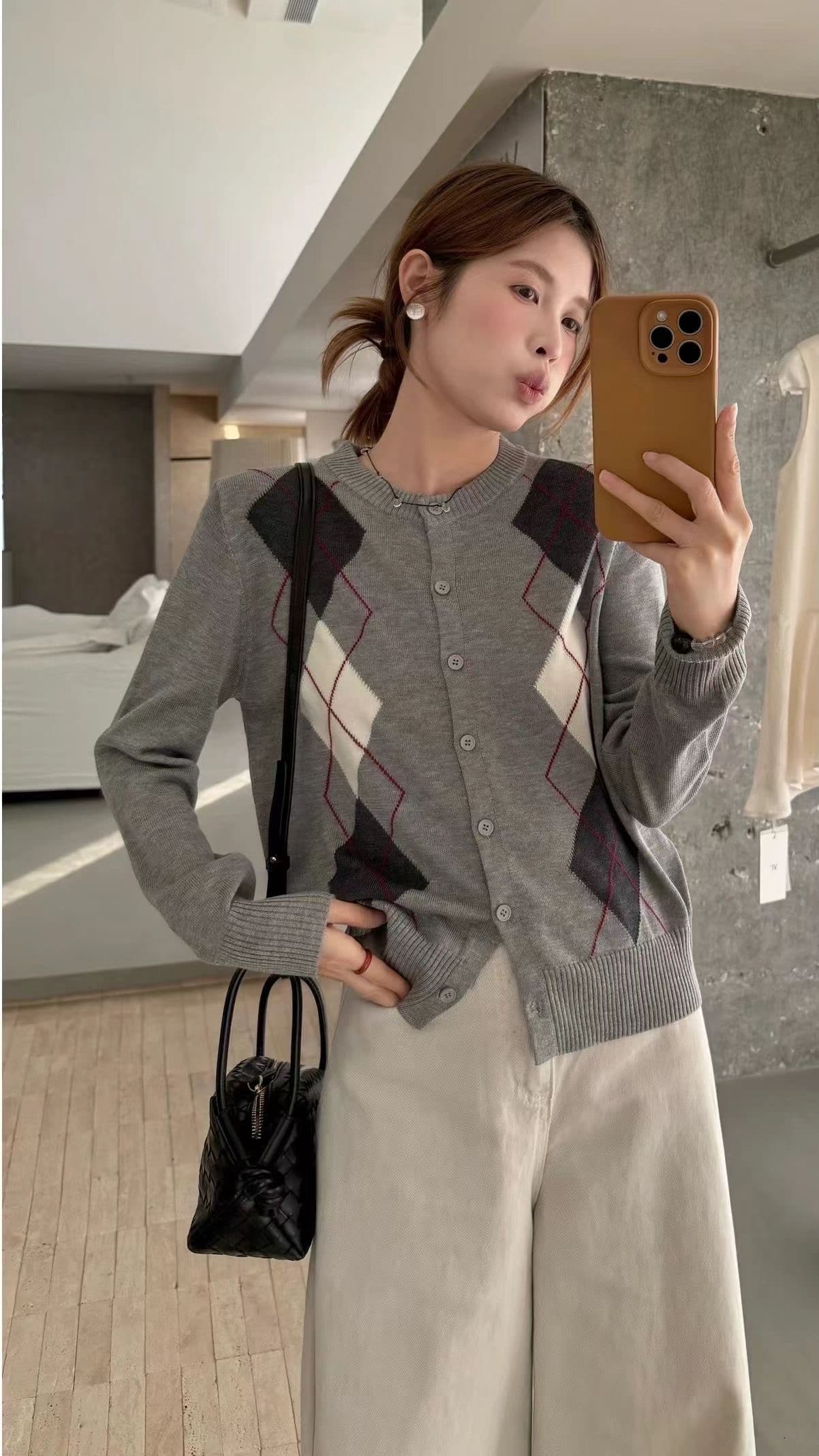 한 부서 레트로 패치워크 색상 라운드 넥 다이아몬드 모양 그리드 니트 오픈 가디건 스웨터 여성 코트 학원 스타일 긴팔 느긋한 바람 맨위 이미지 4