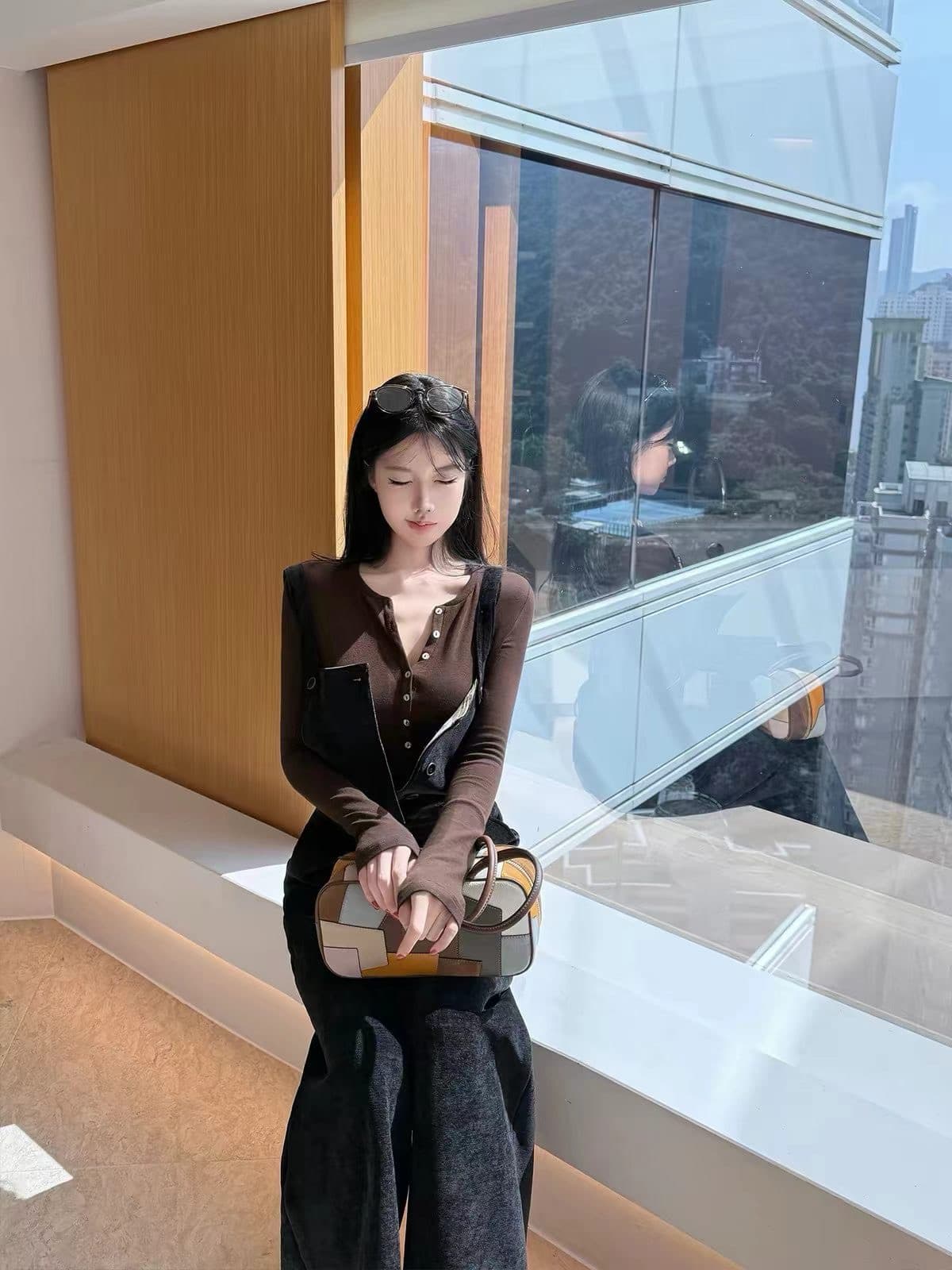 한 부서 품격 미니멀리즘 반 개방 칼라 단추 니트 긴 소매 볼륨 측면 헨리 셔츠 몸매 가꾸기 슬림해 보이는 맨위 트렌디 상세 이미지 4