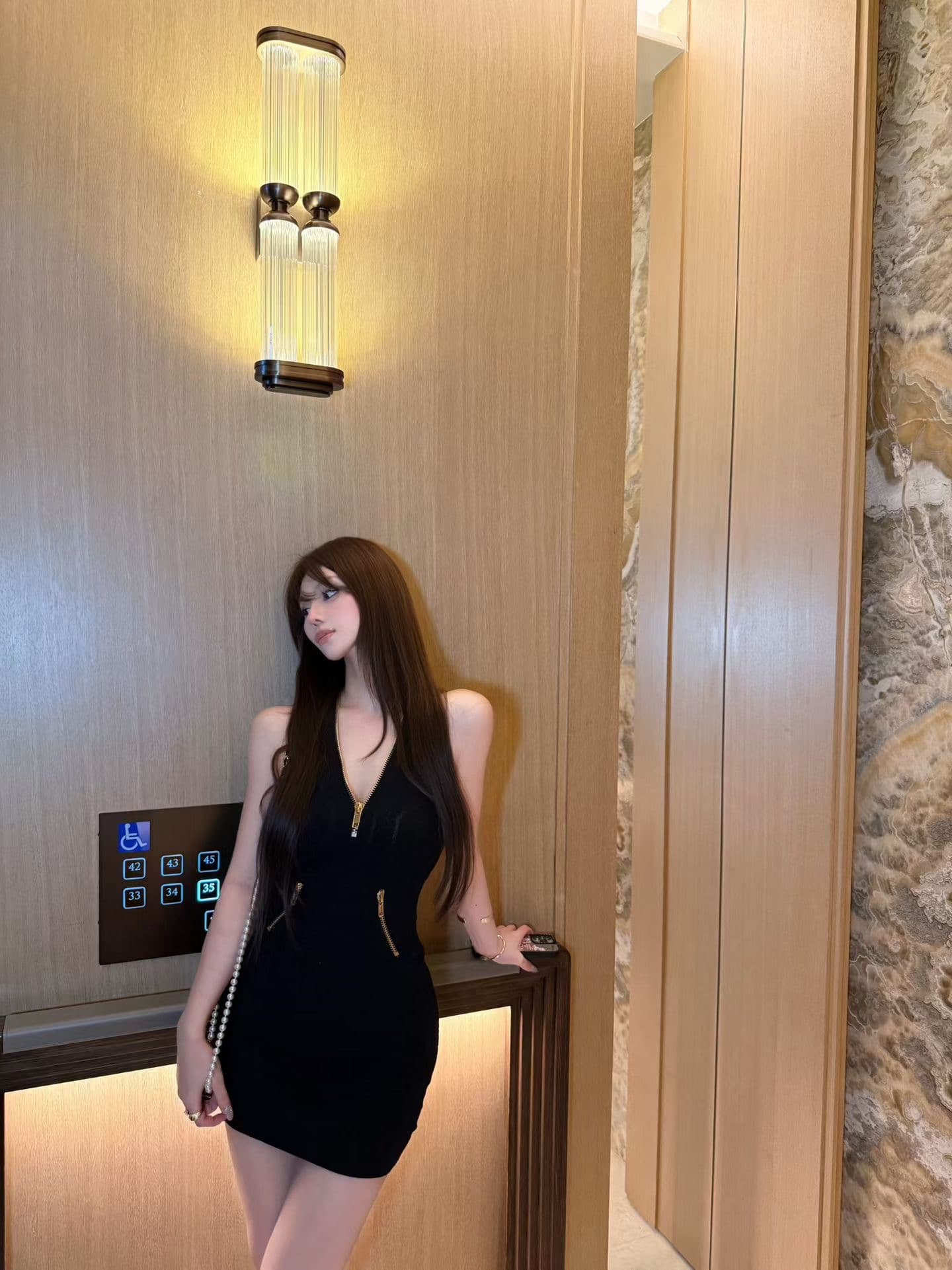 로얄 자매 바람 Chic 지퍼 행침 목 여성 드레스 여름 고급 센스 섹시함 민소매 몸매 가꾸기 슬림해 보이는 타이트 스커트 미니 스커트 상세 이미지 10
