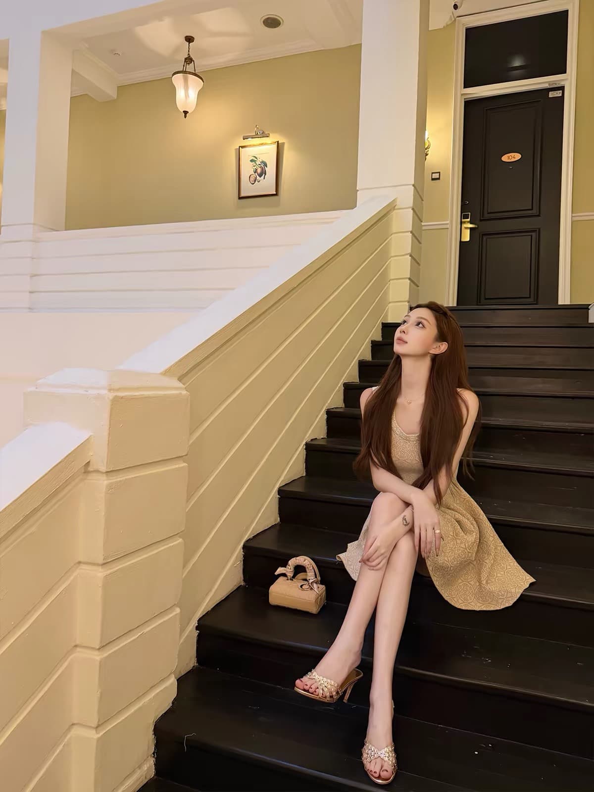 okmashop 矜贵 작은 천 골드 민소매 여성 드레스 여름 고대 조기 천 골드 센스 품격 허리 수축 치마 이미지 4