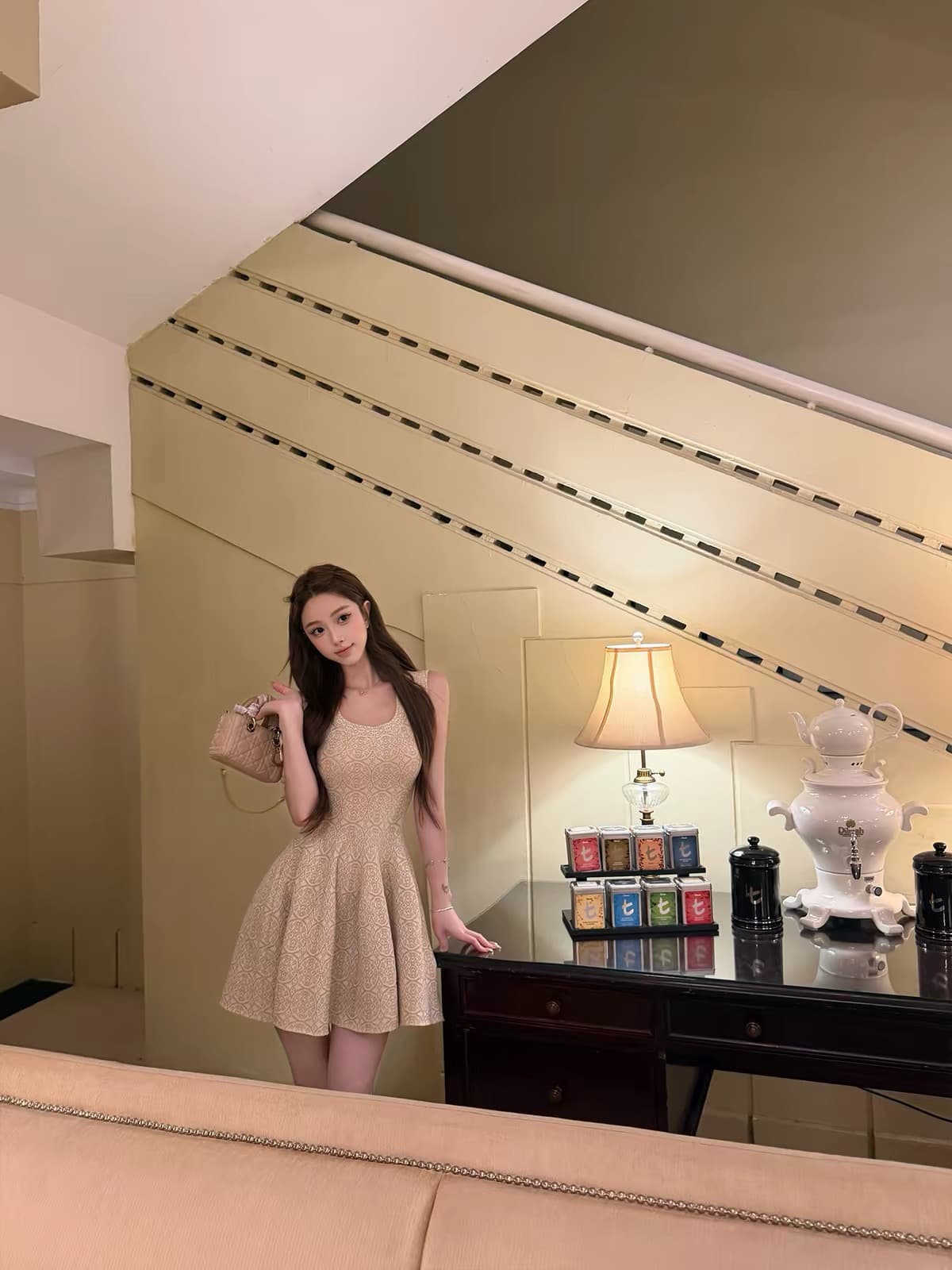 okmashop 矜贵 작은 천 골드 민소매 여성 드레스 여름 고대 조기 천 골드 센스 품격 허리 수축 치마 상세 이미지 2