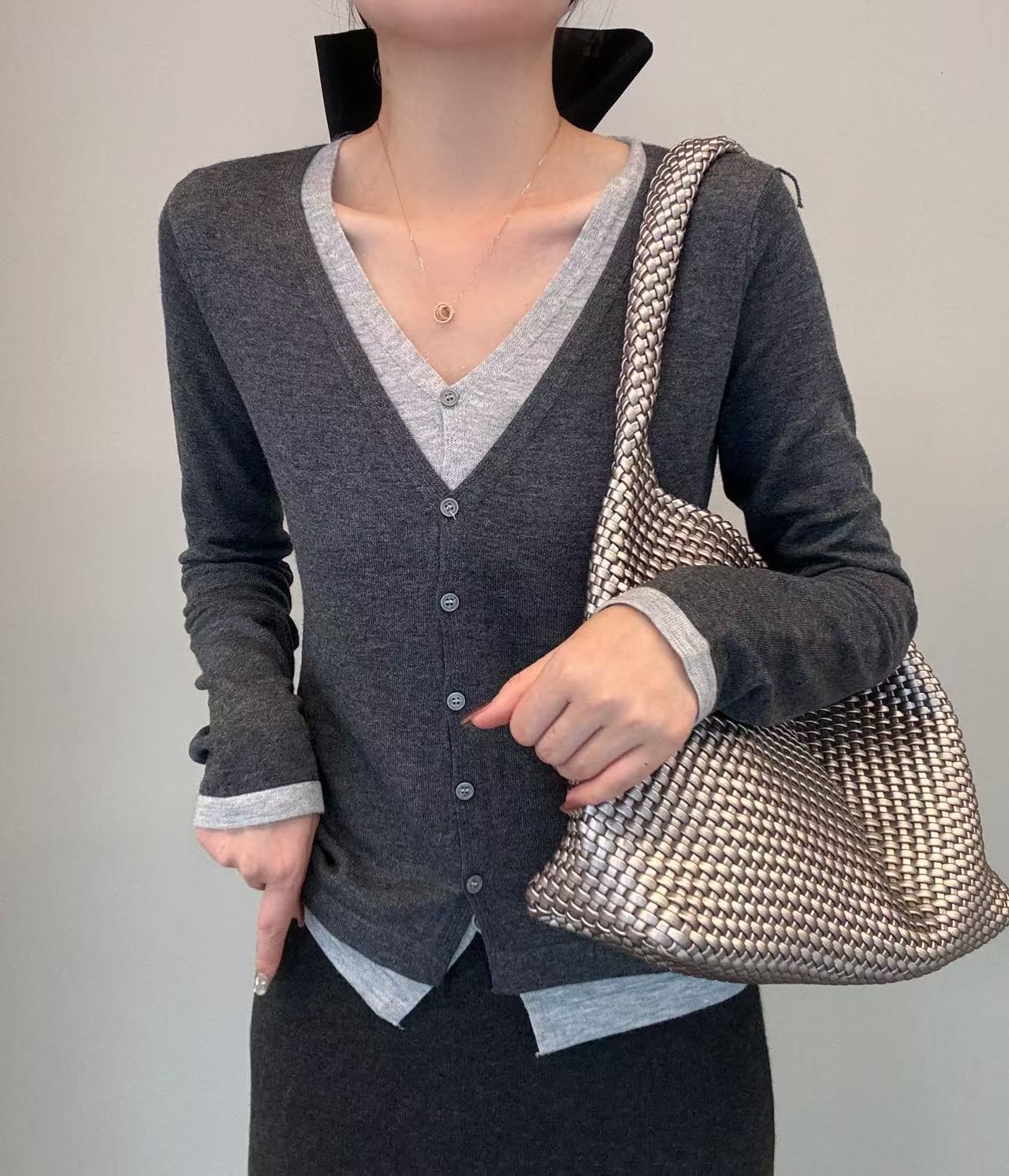 한 부서 레트로 디자인 센스 배색 패치워크 페이크 레이어드 V넥 긴팔 오픈 가디건 여성 슬림해 보이는 다용도 니트 스웨터 맨위 상세 이미지 1
