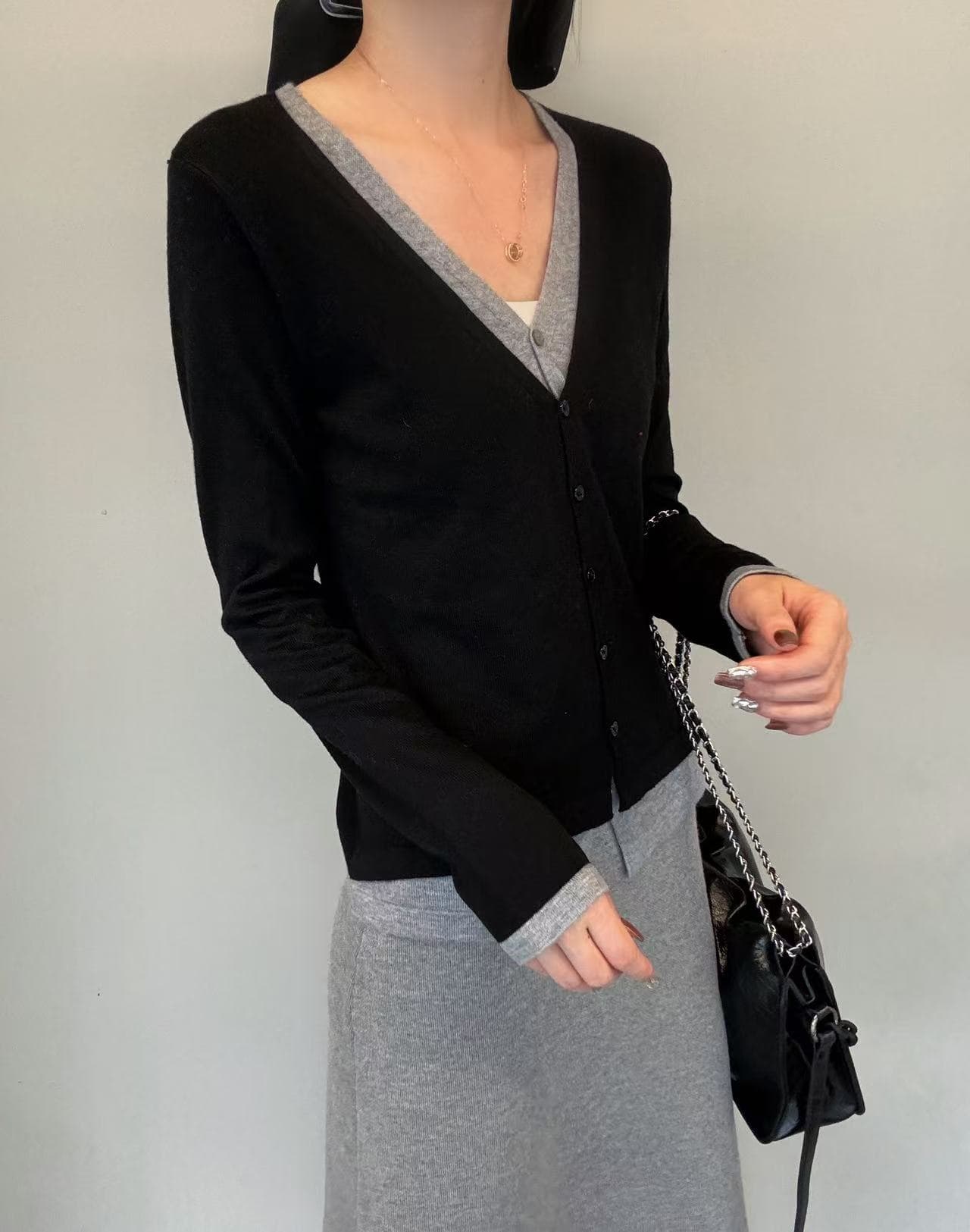 한 부서 레트로 디자인 센스 배색 패치워크 페이크 레이어드 V넥 긴팔 오픈 가디건 여성 슬림해 보이는 다용도 니트 스웨터 맨위 상세 이미지 7