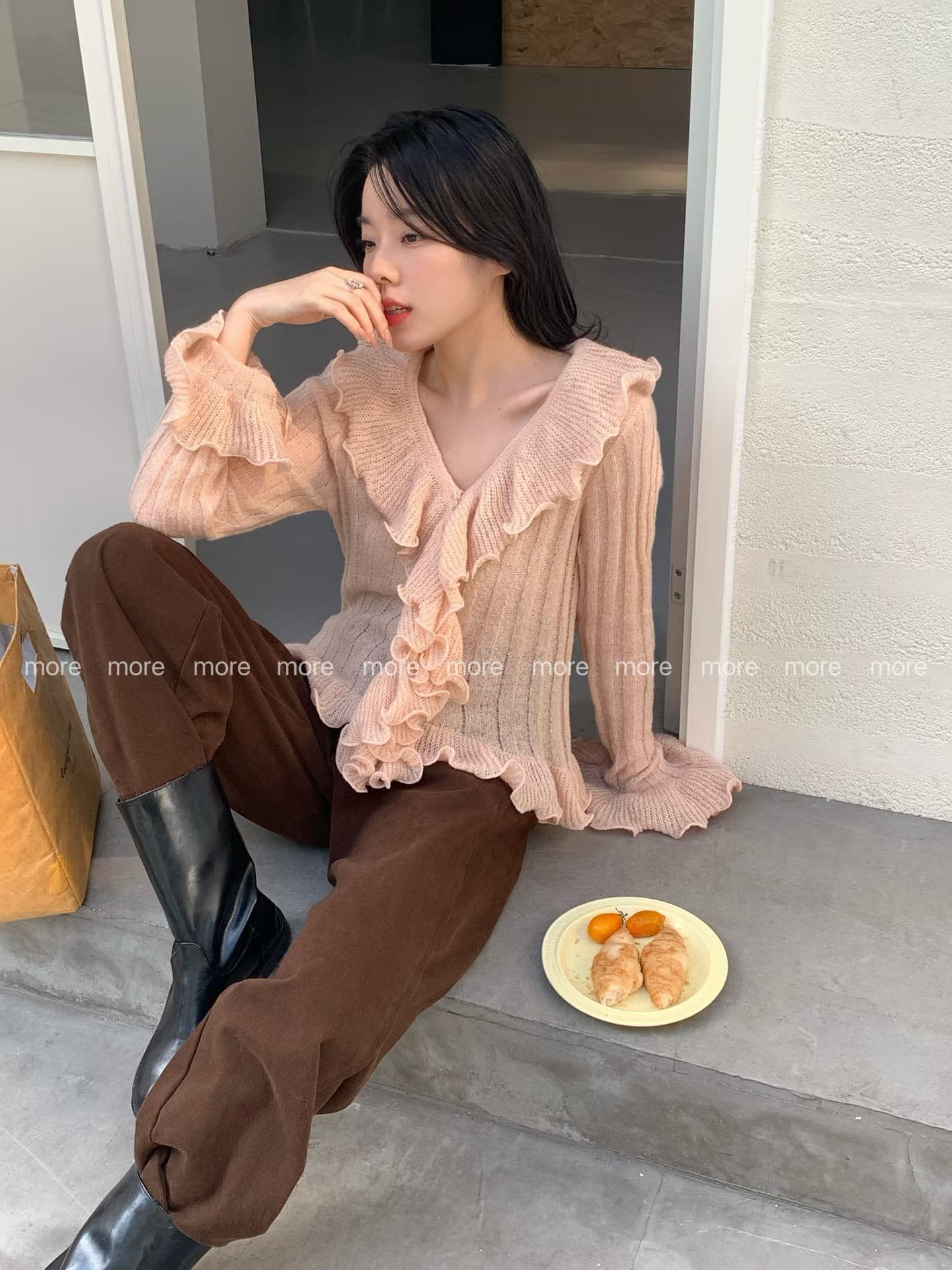 프랑스식 프릴 V넥 품격 여자 니트 스웨터 이른 가을 일본식 달콤함 슬림해 보이는 스웨터 상세 이미지 2