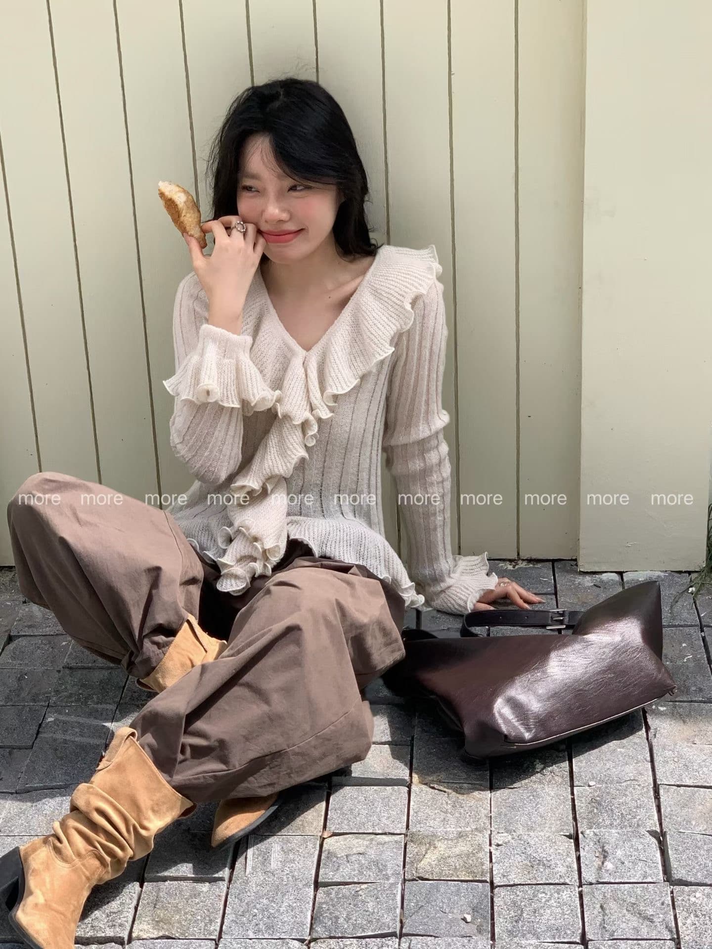 프랑스식 프릴 V넥 품격 여자 니트 스웨터 이른 가을 일본식 달콤함 슬림해 보이는 스웨터 상세 이미지 4
