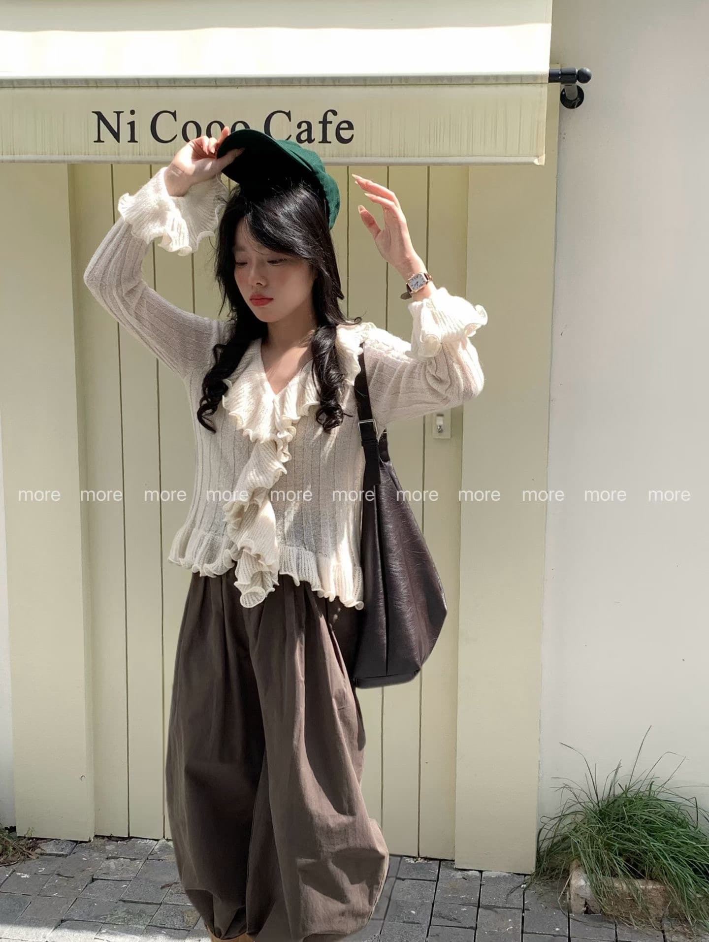 프랑스식 프릴 V넥 품격 여자 니트 스웨터 이른 가을 일본식 달콤함 슬림해 보이는 스웨터 상세 이미지 5