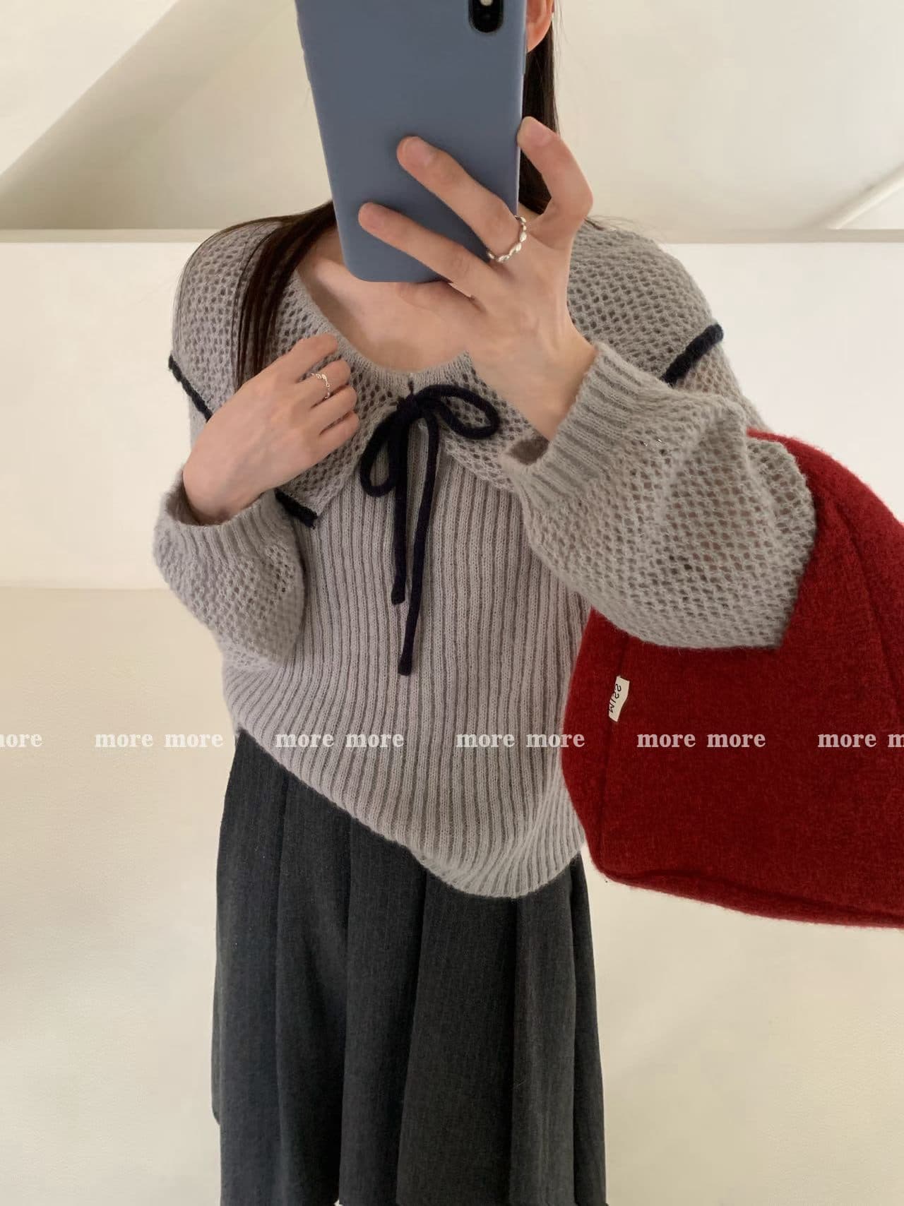 한 부서 부드러운 바람 연령 감소 레이스업 홀로우 아웃 배색 스웨터 여자 가을 겨울 달콤함 외국 가스 베이비 칼라 니트 스웨터 맨위 상세 이미지 12