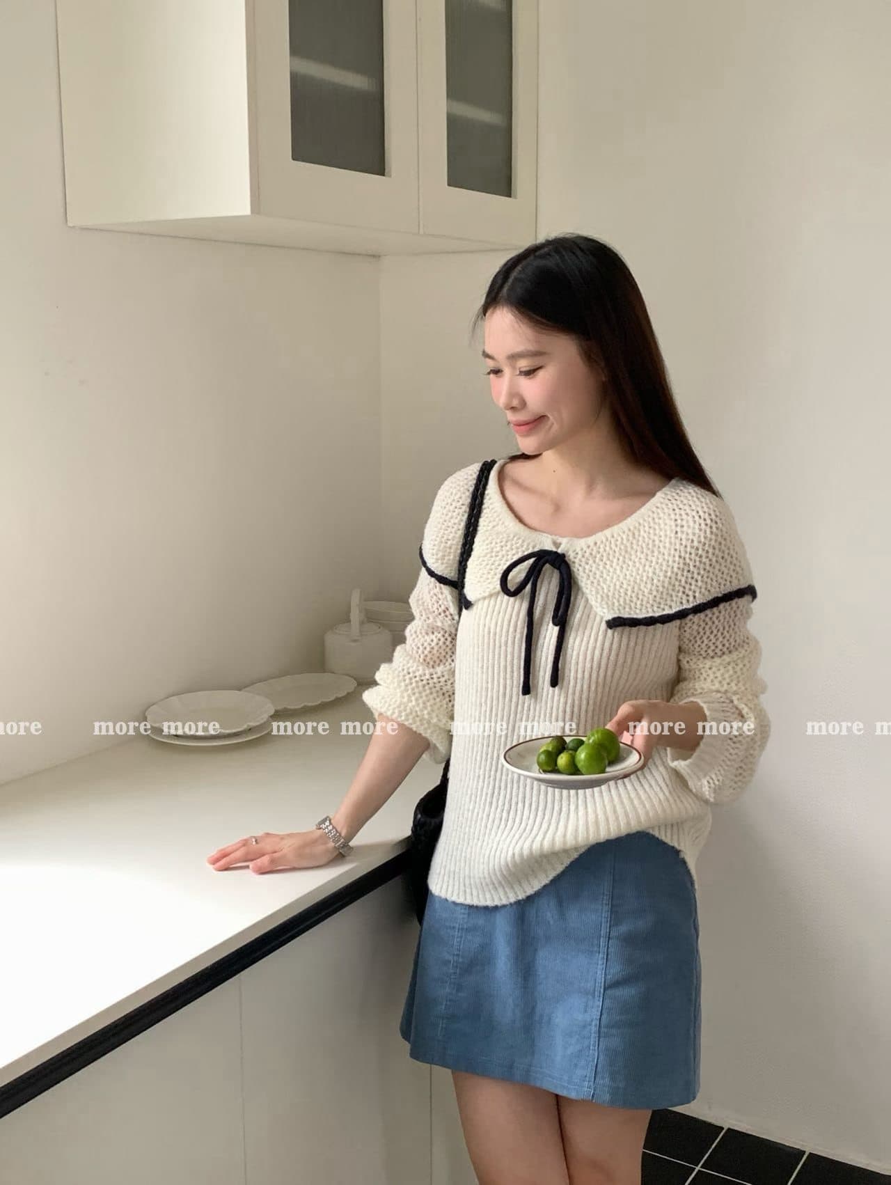 한 부서 부드러운 바람 연령 감소 레이스업 홀로우 아웃 배색 스웨터 여자 가을 겨울 달콤함 외국 가스 베이비 칼라 니트 스웨터 맨위 상세 이미지 13