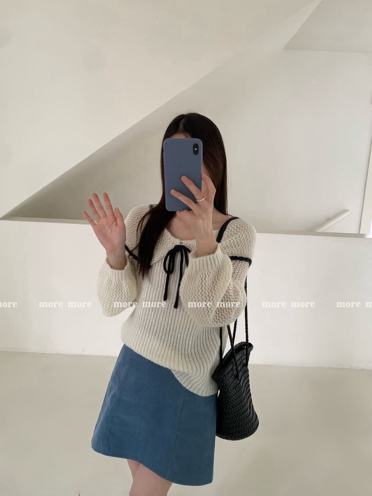 한 부서 부드러운 바람 연령 감소 레이스업 홀로우 아웃 배색 스웨터 여자 가을 겨울 달콤함 외국 가스 베이비 칼라 니트 스웨터 맨위 상세 이미지 15