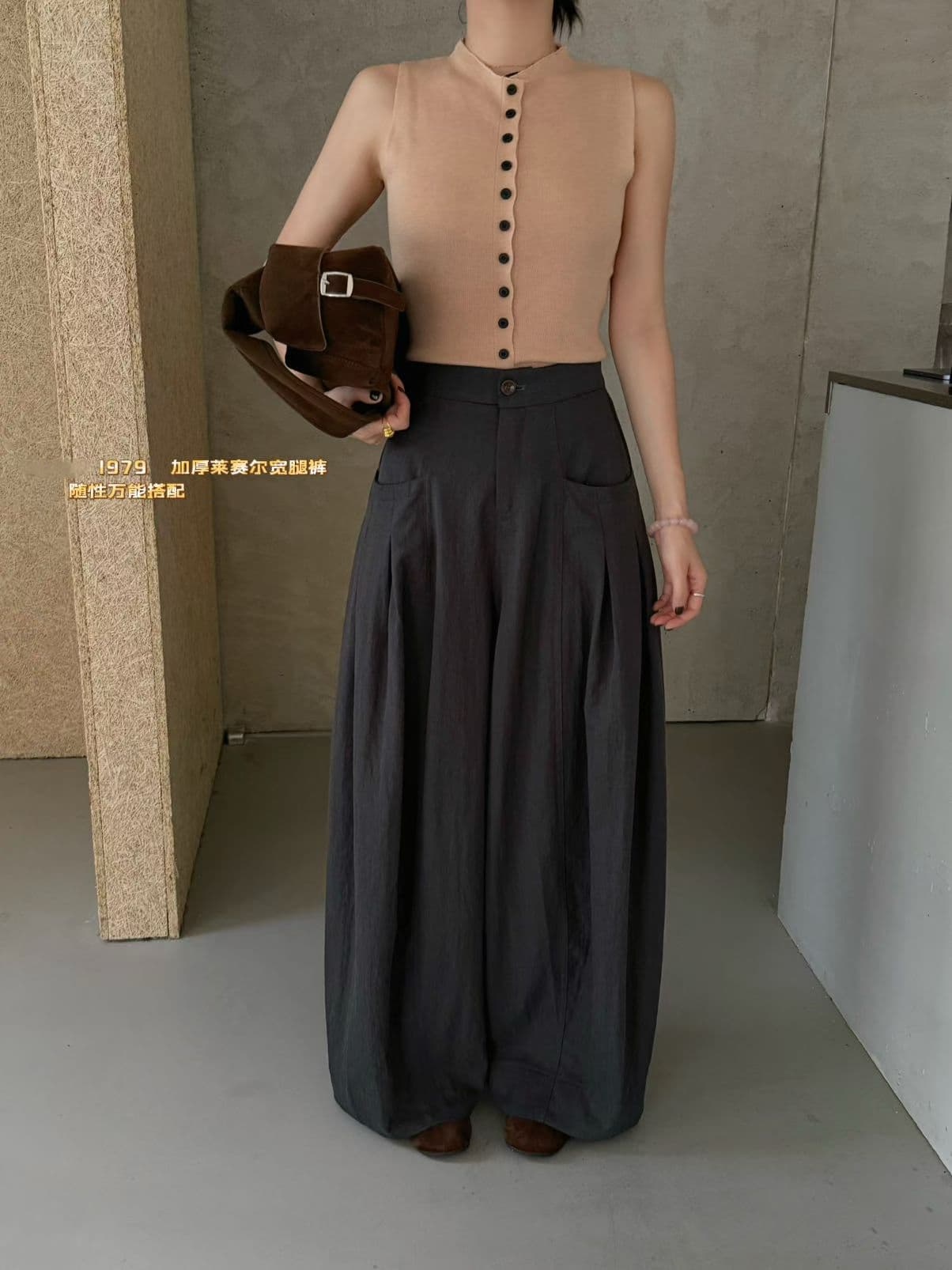 한 부서 어두운 회색 플리츠 와이드 레깅스 바지 가을 하이웨이스트 루즈핏 배기 바지 다용도 도루 센스 슬림해 보이는 캐주얼 바지 이미지 4