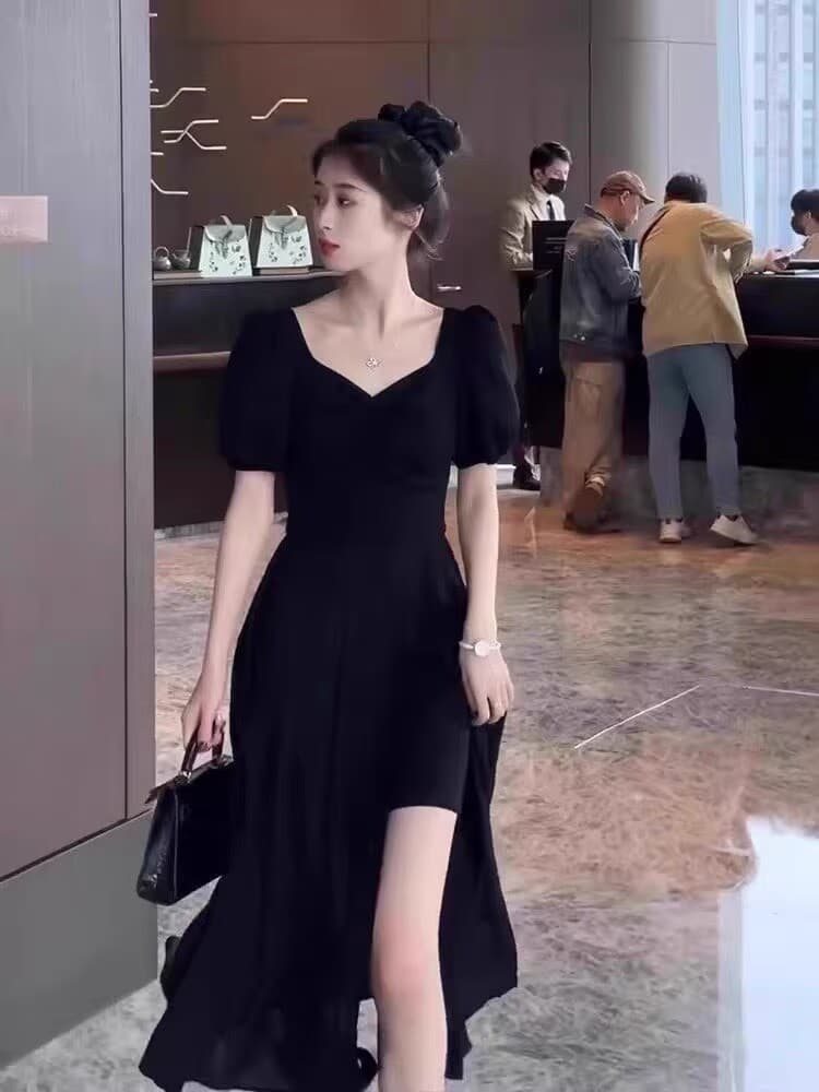 재고 있음 프랑스식 광장 칼라 검정색 여성 드레스 2026 여름 품격 트임 작은 키 몸매 가꾸기 슬림해 보이는 길다 치마