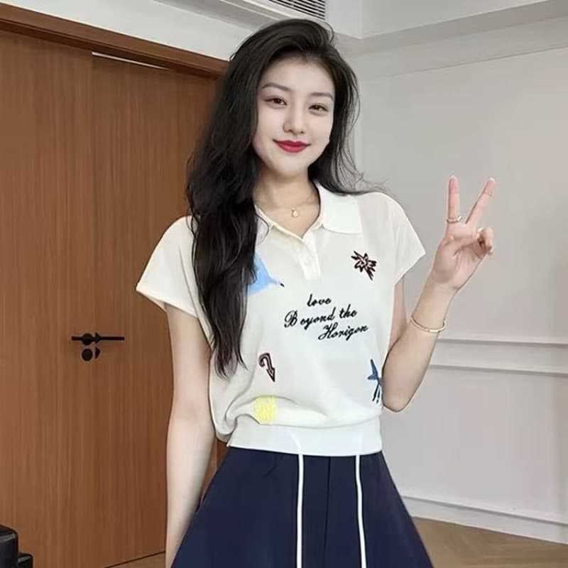 재고 있음 POLO 칼라 어깨 반팔 니트 스웨터 여성 2026 루즈핏 캐주얼 허리 수축 쇼트 스타일 니트 날다 소매 맨위 상세 이미지 2