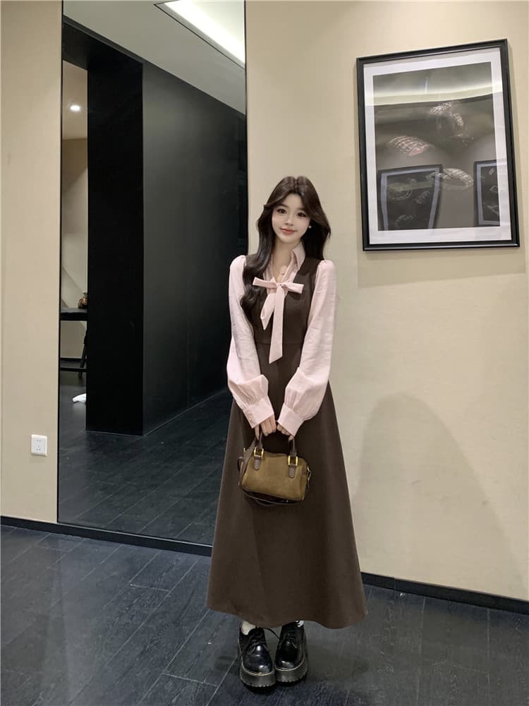 2026 봄 새로운 디자인 센스 슬림해 보이는 페이크 레이어드 배색 패치워크 커피 색상 롱 코트 드레스 아이들 상세 이미지 22