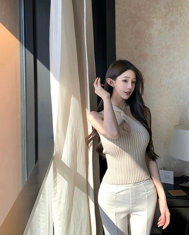 chill 챠오어 피카소 라인 순수한 욕망 십자가 비틀림 홀로우 아웃 행침 목 니트 조끼 슬립 맨위 상세 이미지 1